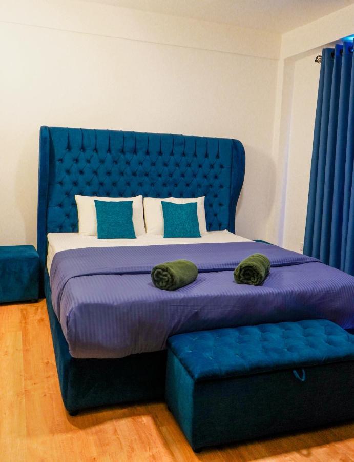 Vista Mariners Blue Apartment