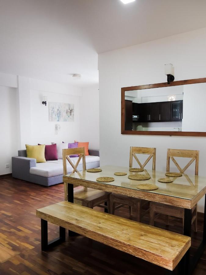 Apartment The Teak By Lakbima