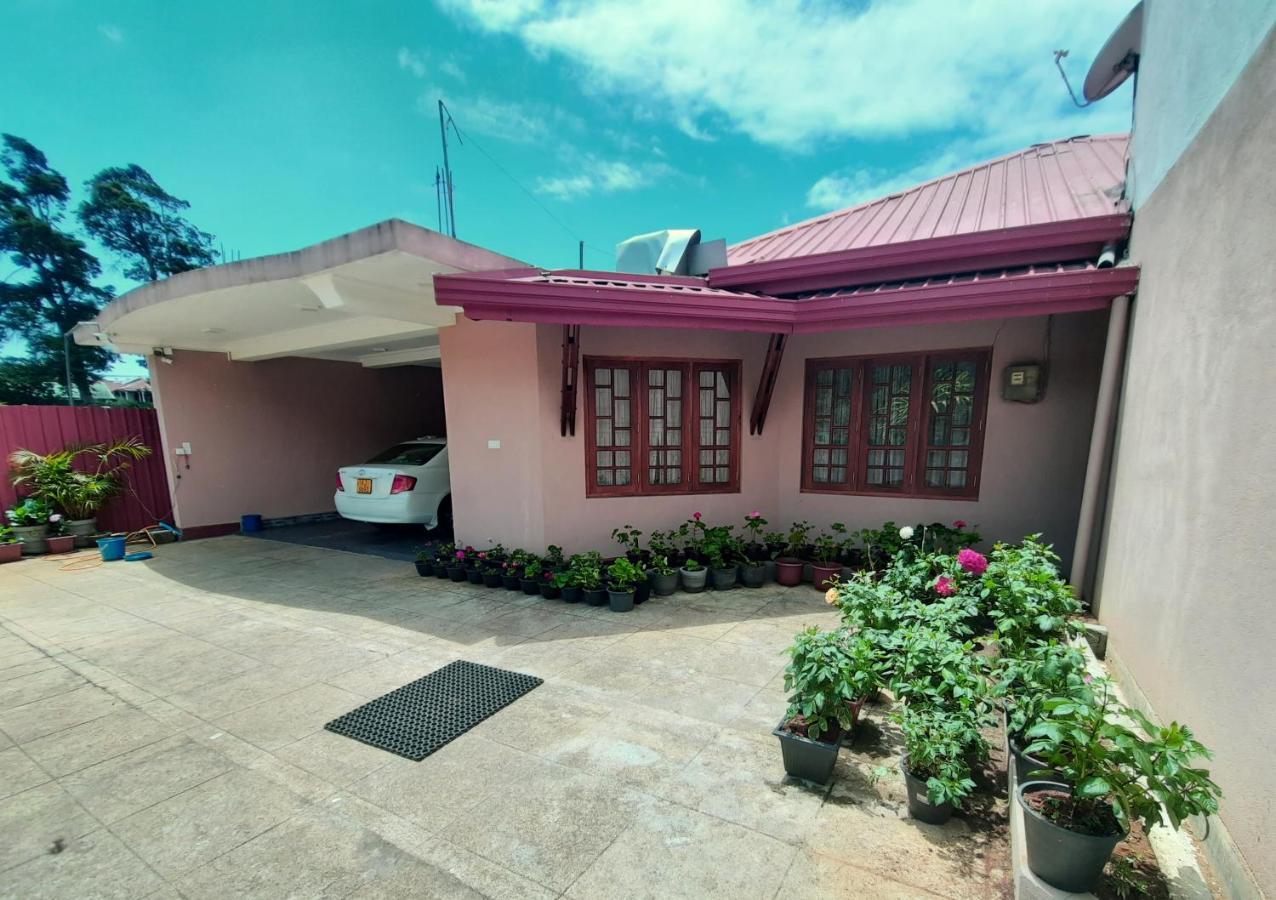Guest house Thuvaraga Nuwara Eliya
