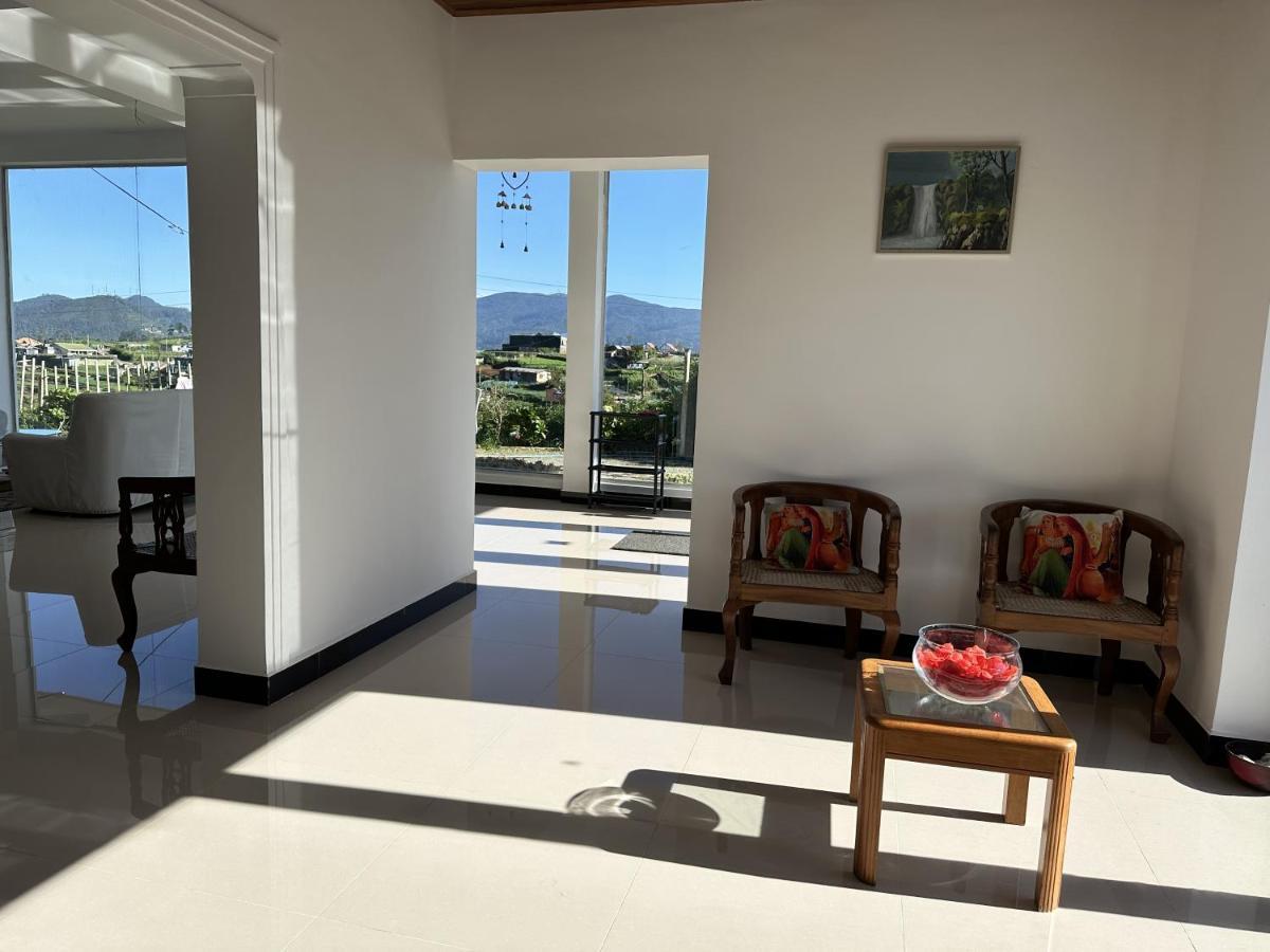 Lakmi's Holiday home