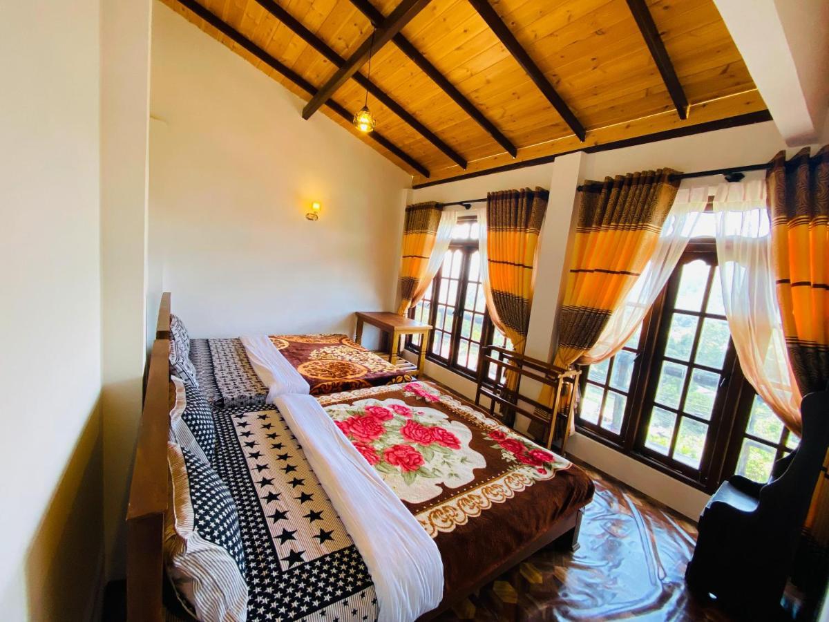 Inn Travellers Nest *