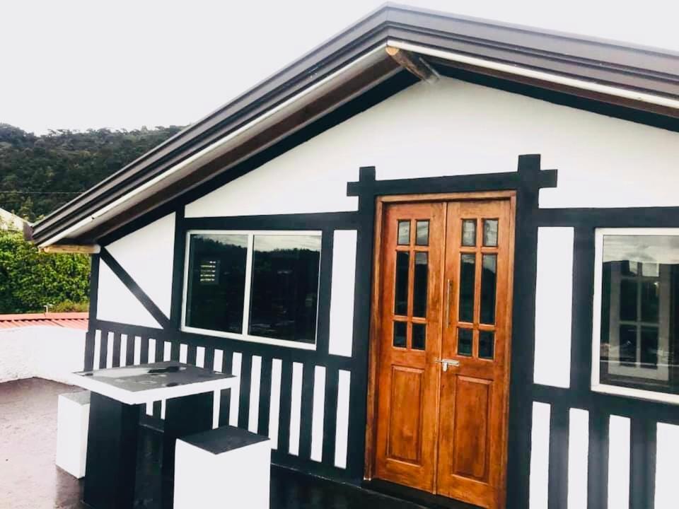 Paul Wood Cabana Guest house Nuwara Eliya