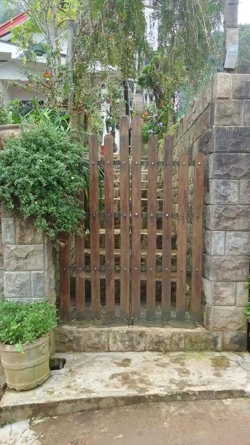 Redwood Homestay Guest house Nuwara Eliya