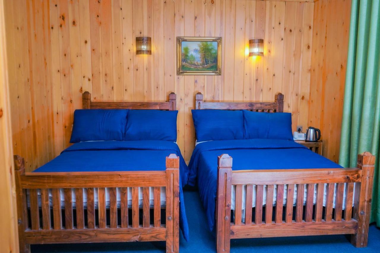 Blue Moon Residency Hotel *