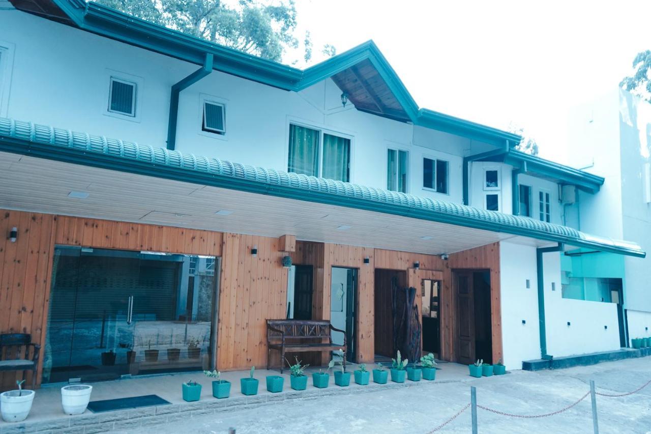 Blue Moon Residency *