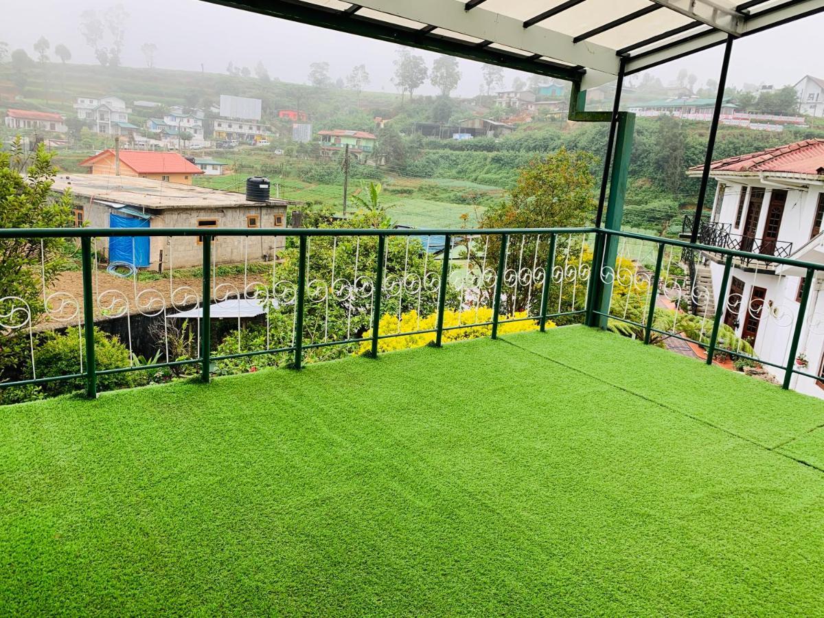 Sinora Bungalow Bed & Breakfast *
