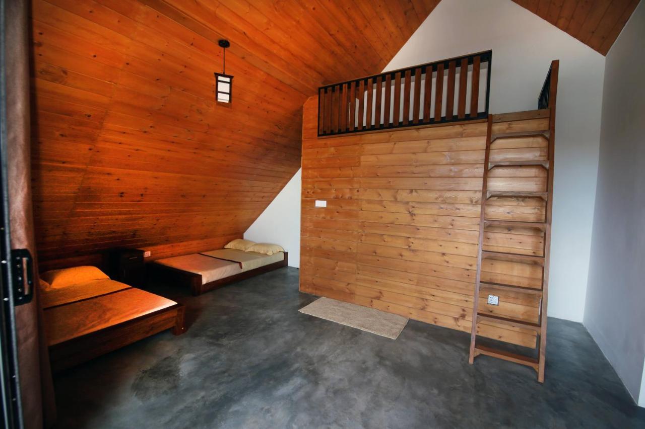 Homestay Shalom *