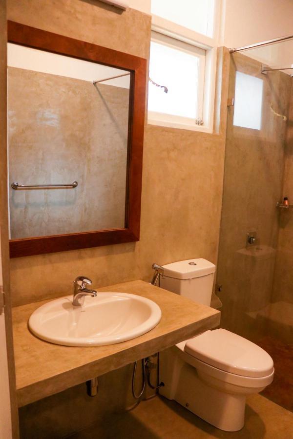 Lilys Nuwaraeliya 3*