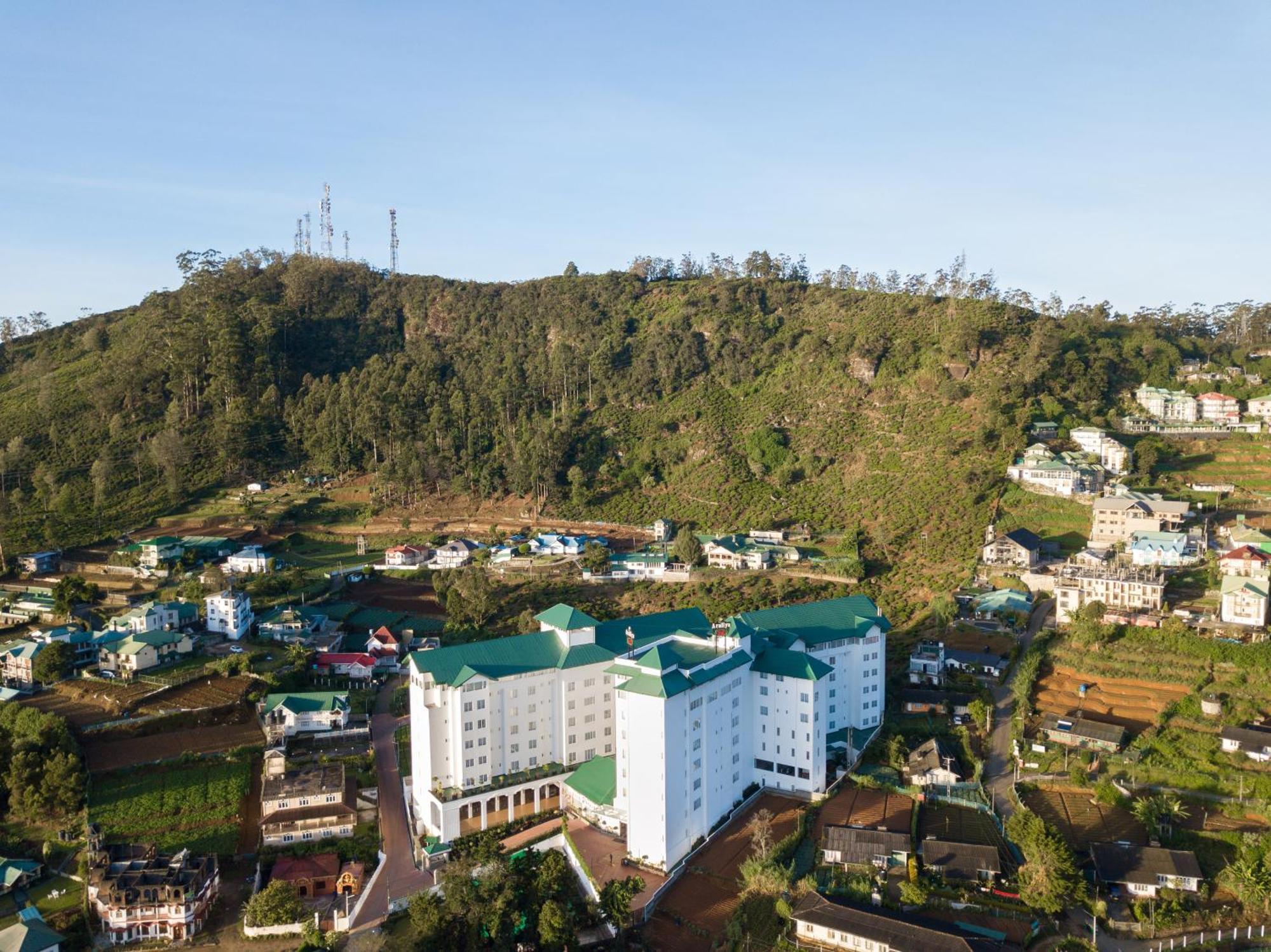 Hotel Araliya Red - Budget Friendly Hotel- Where Find Stunning 360 Panoramic View Of