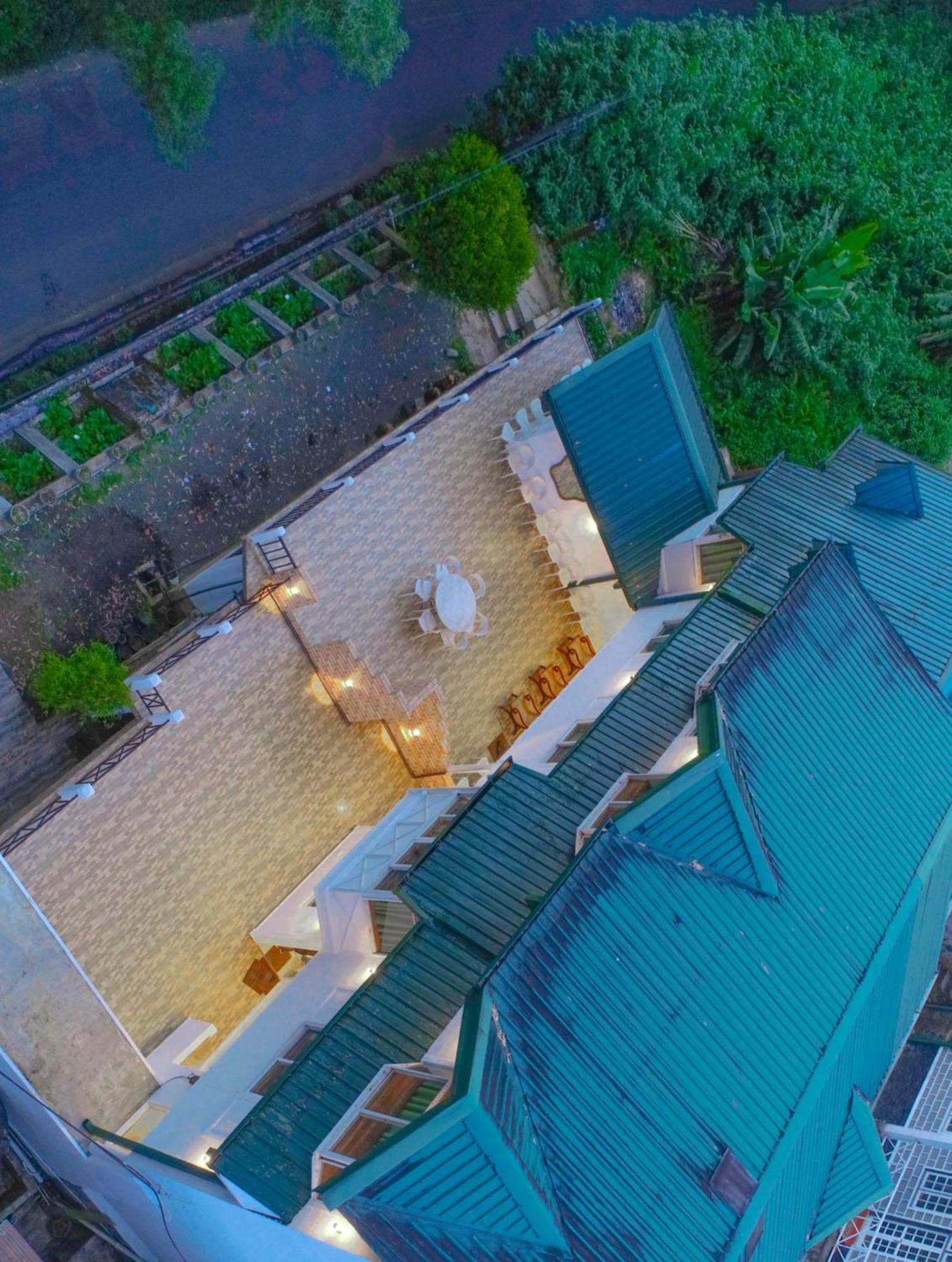 Blue Moon Residency Hotel