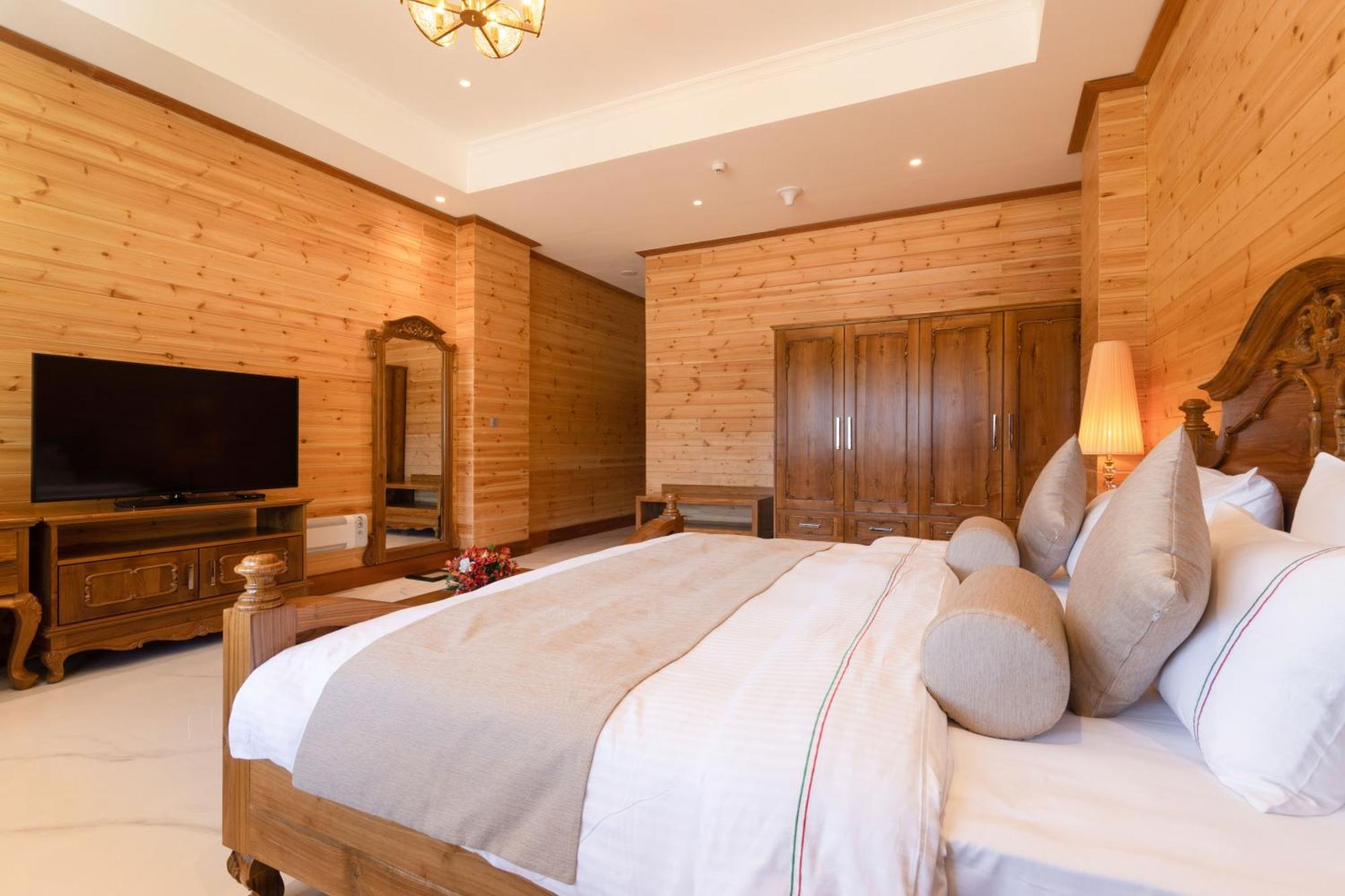 Araliya Red - Budget Friendly Hotel- Where Find Stunning 360 Panoramic View Of Nuwara Eliya
