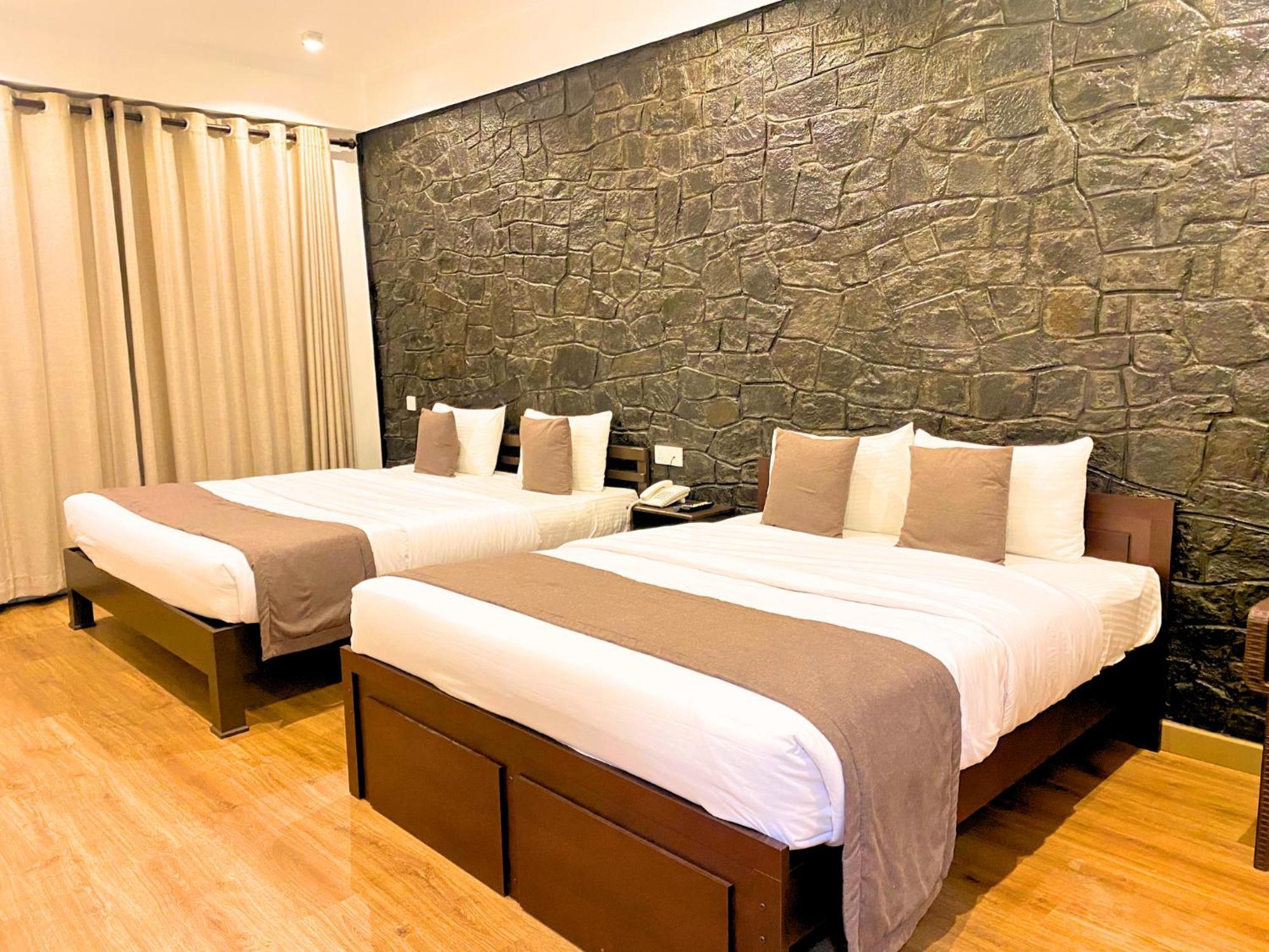 Queens Mount Glen Heights Hotel Nuwara Eliya