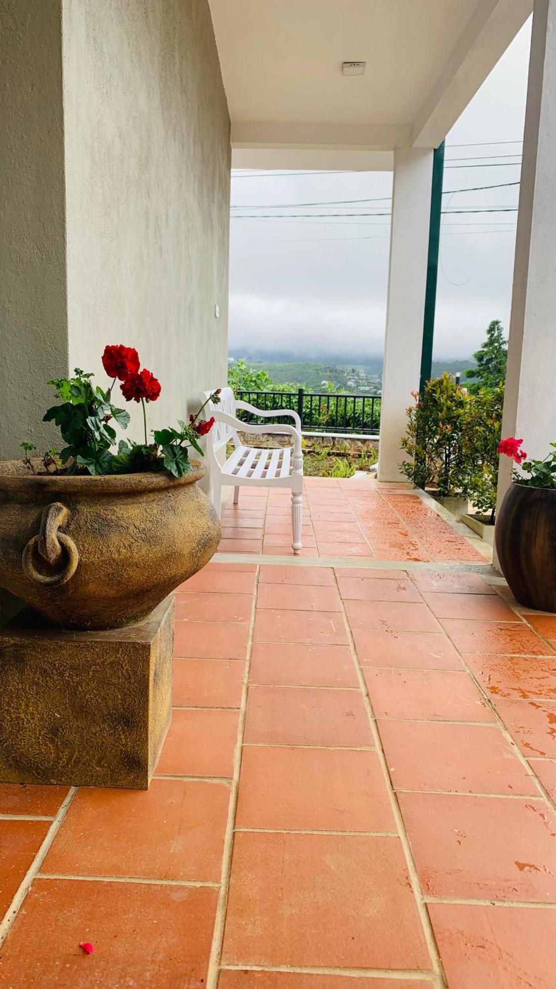 Hotel Lilys Nuwaraeliya 3*