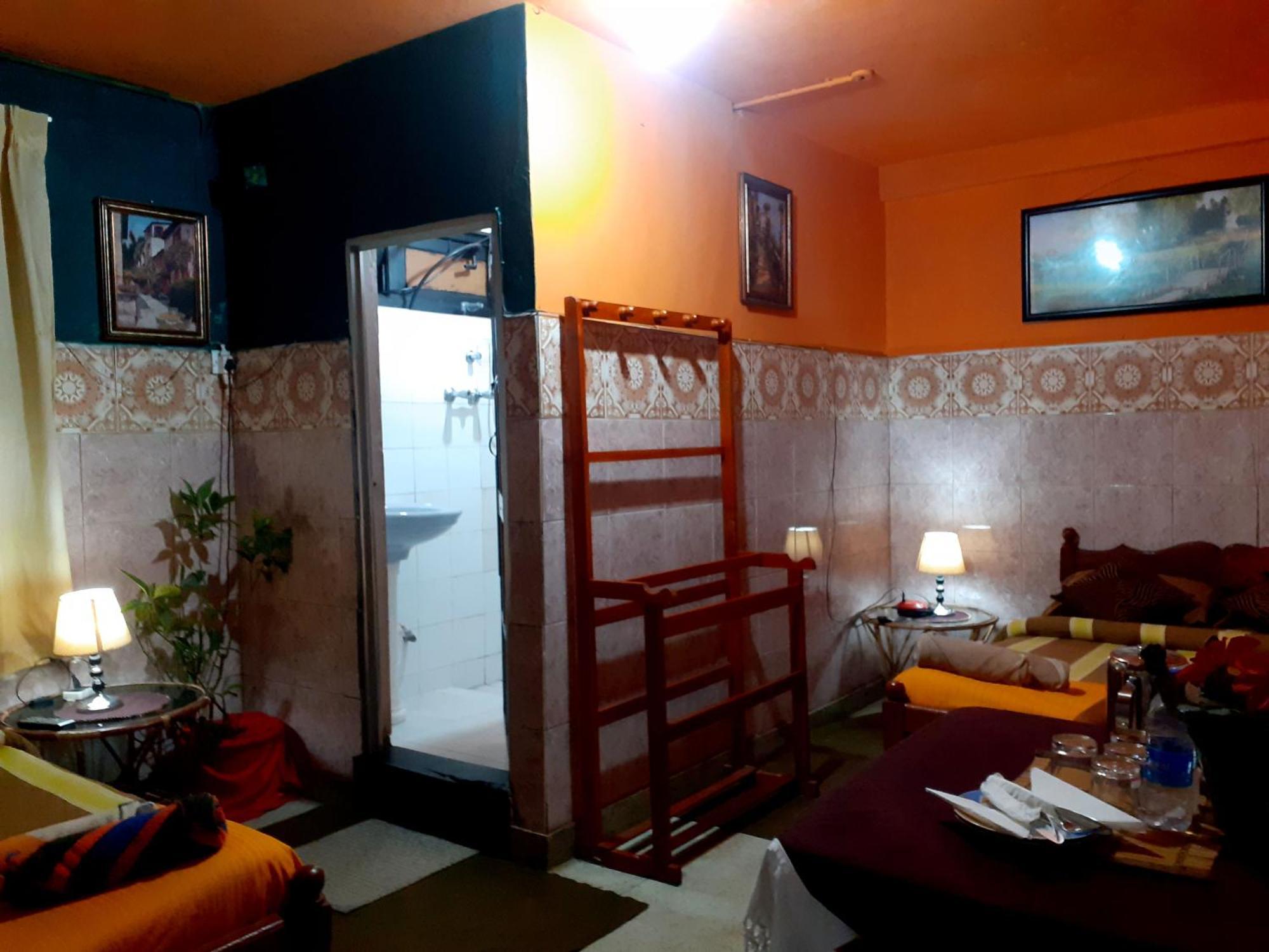 Guest house Cool Land Hot Hut & Restaurant *
