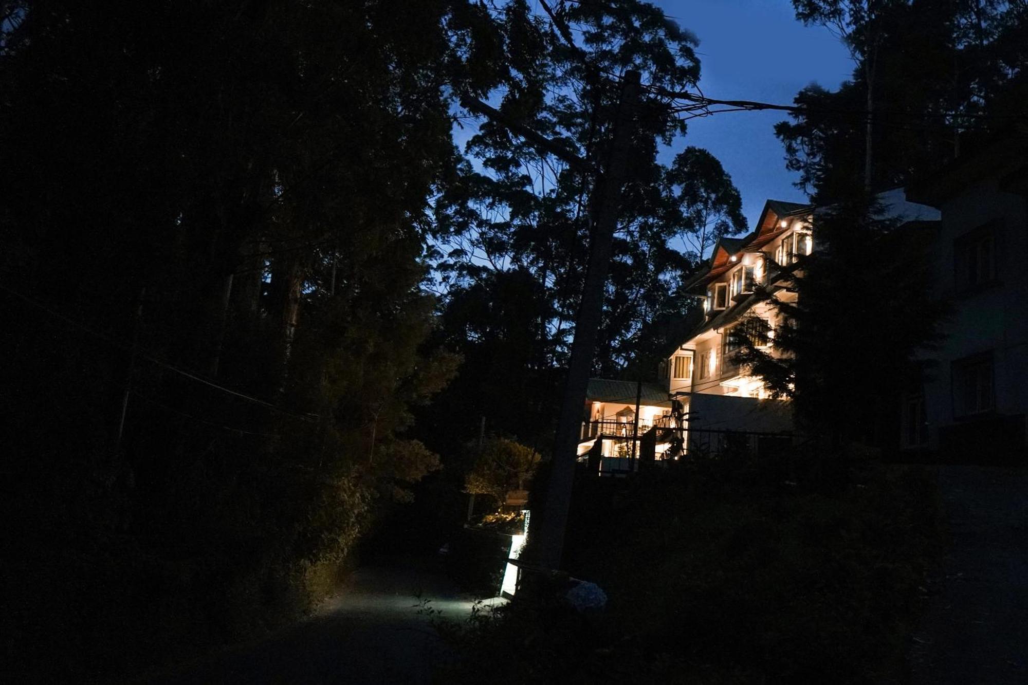 Hotel Blue Moon Residency *