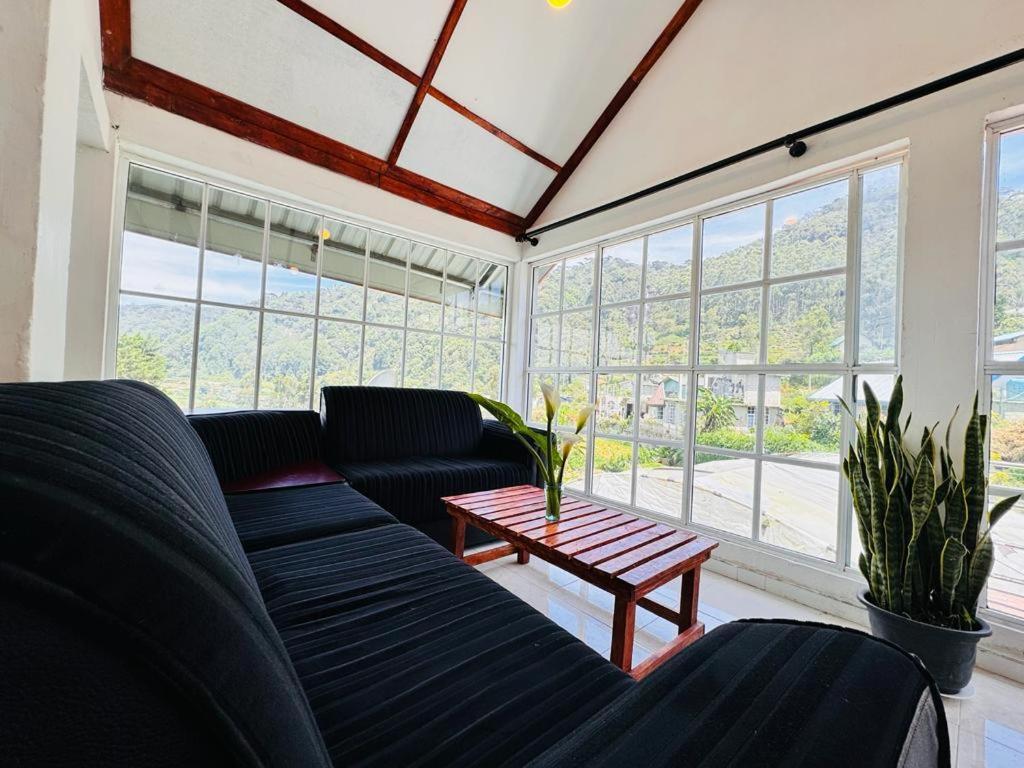 Shalika Holiday home *