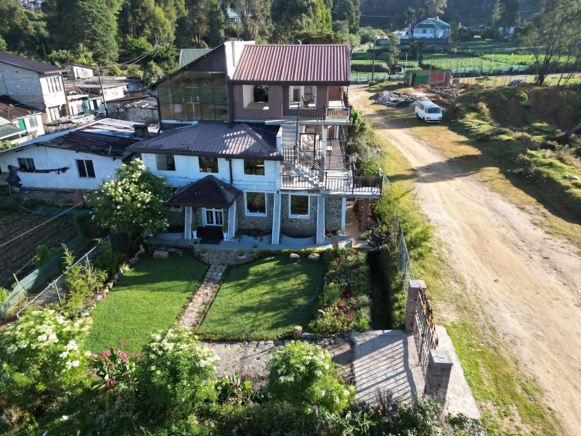 Guest house Amaraai Edge