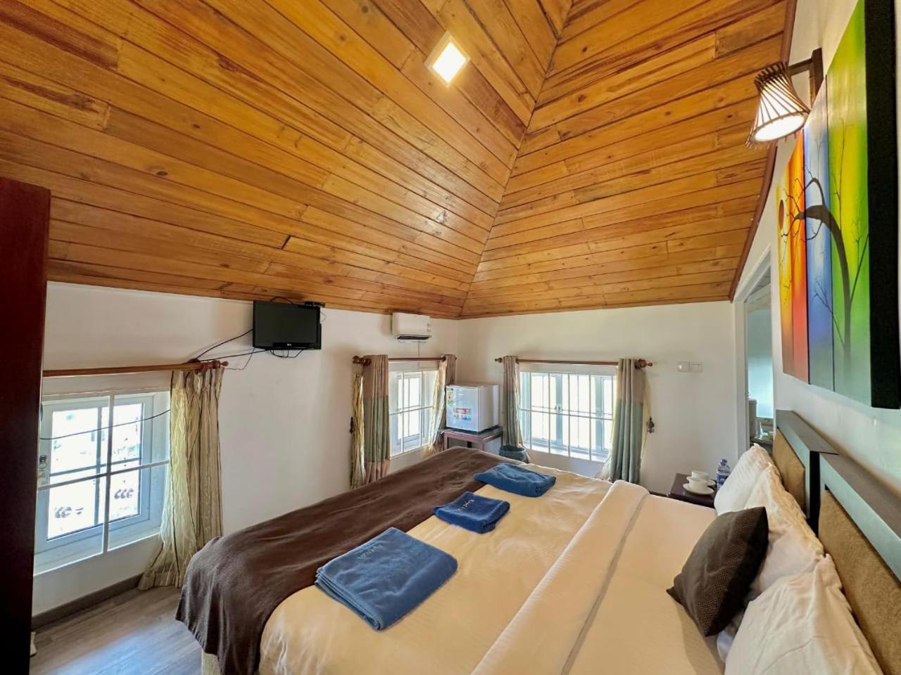 Hotel Royal Pearl Hills
