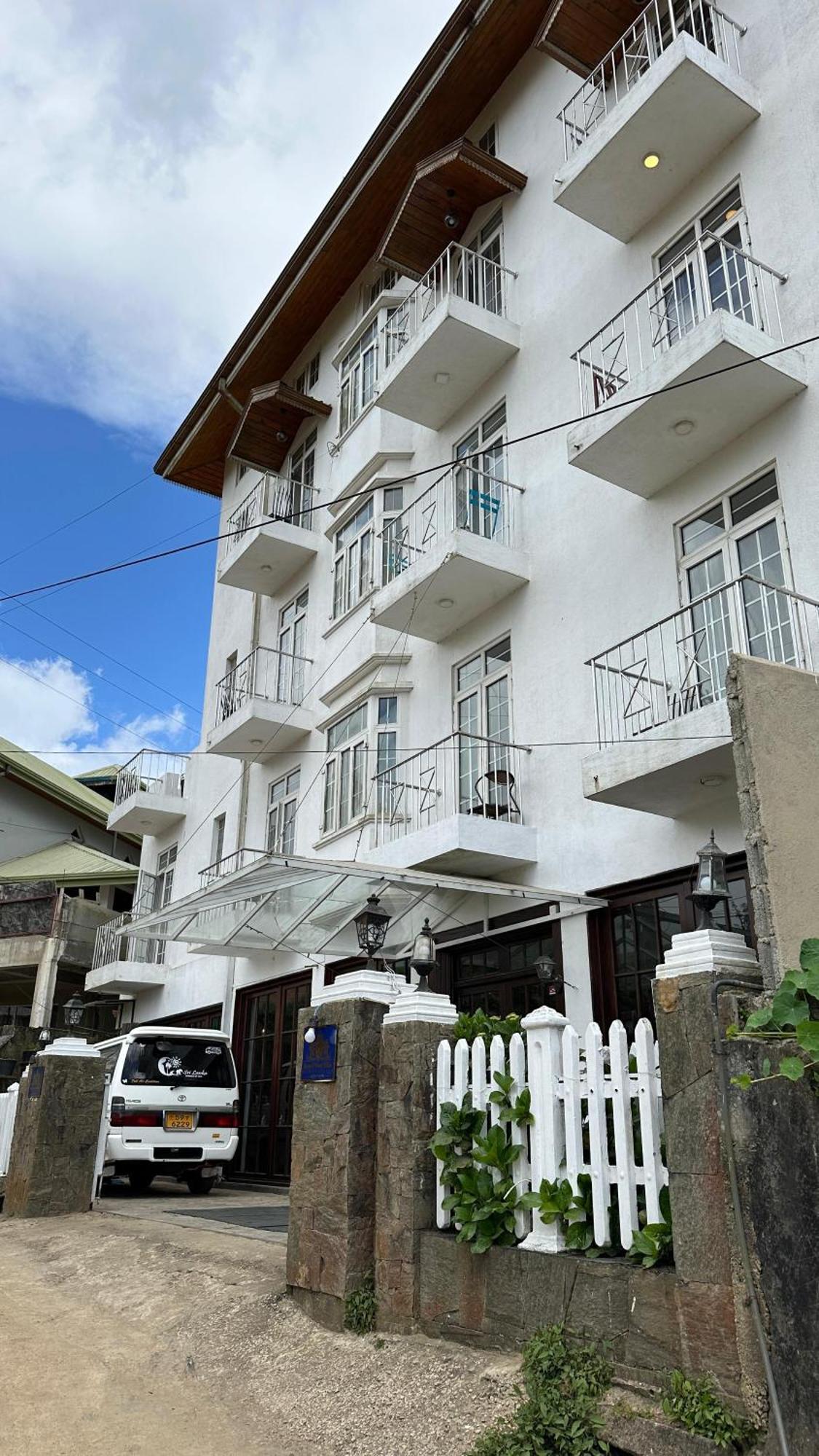 Royal Pearl Hills Nuwara Eliya