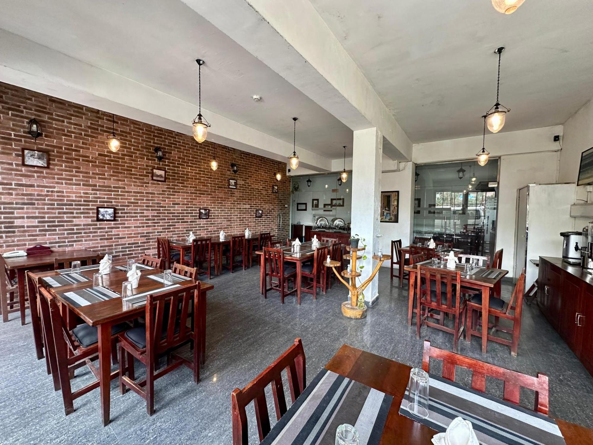 Royal Pearl Hills 4* Nuwara Eliya