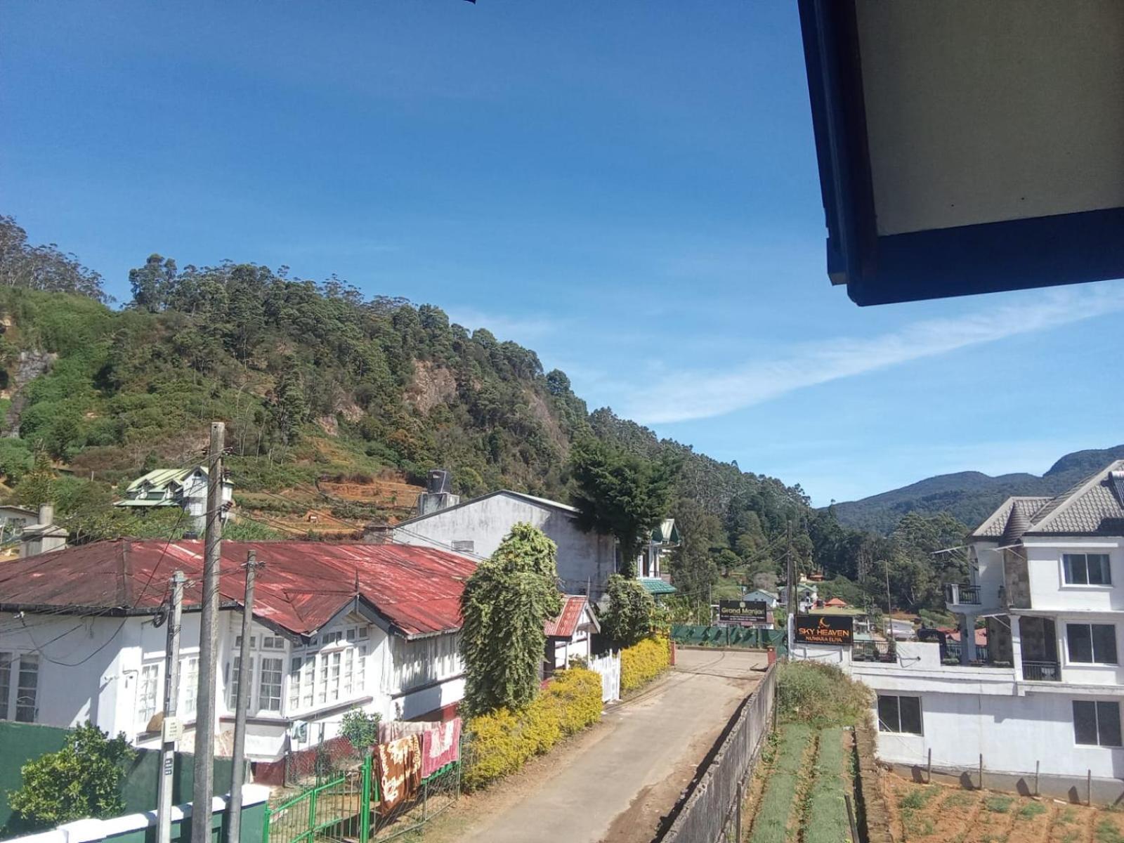Birds Peak Nuwaraeliya Guest house Nuwara Eliya