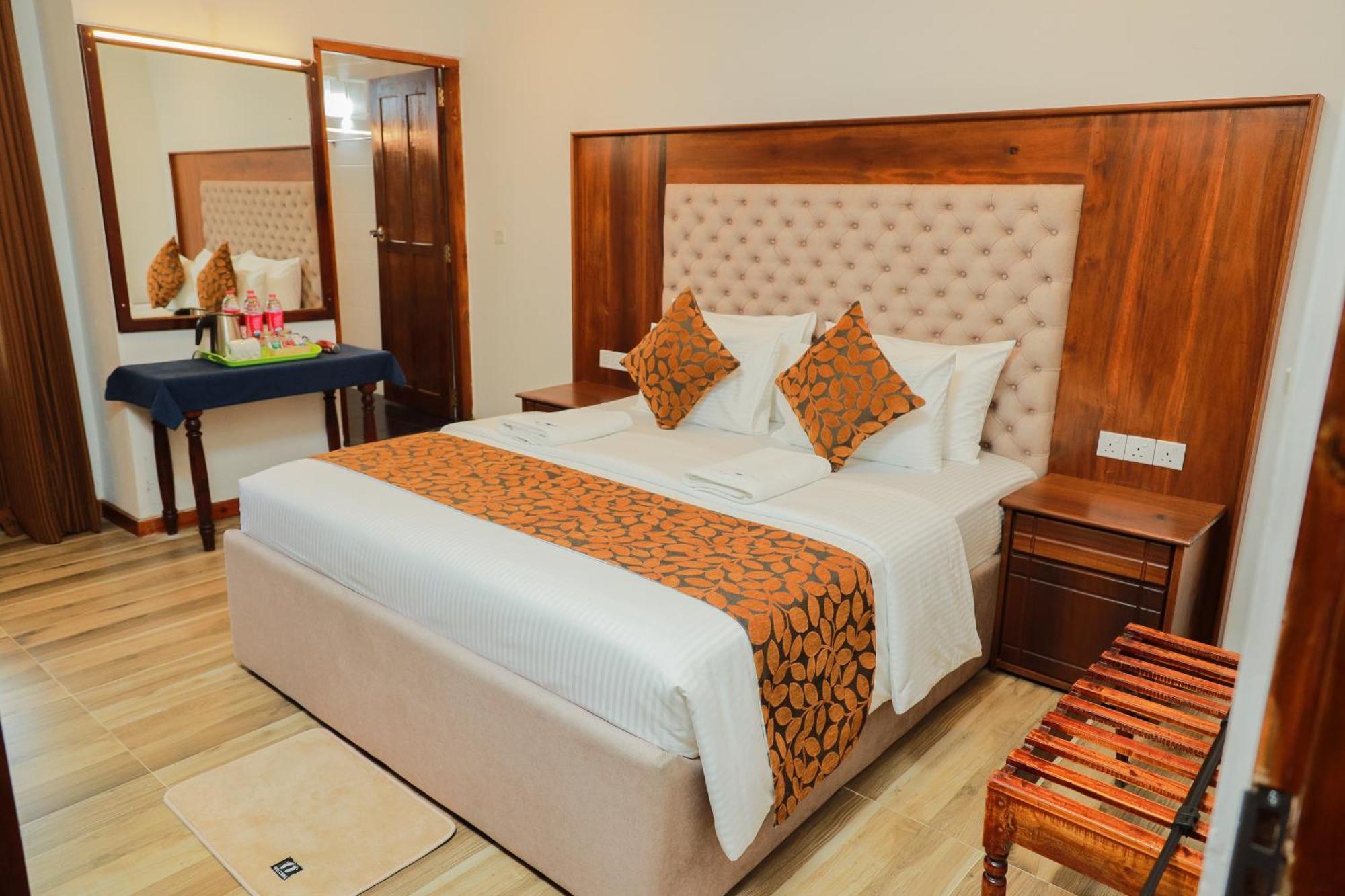 Hotel Silver Falls