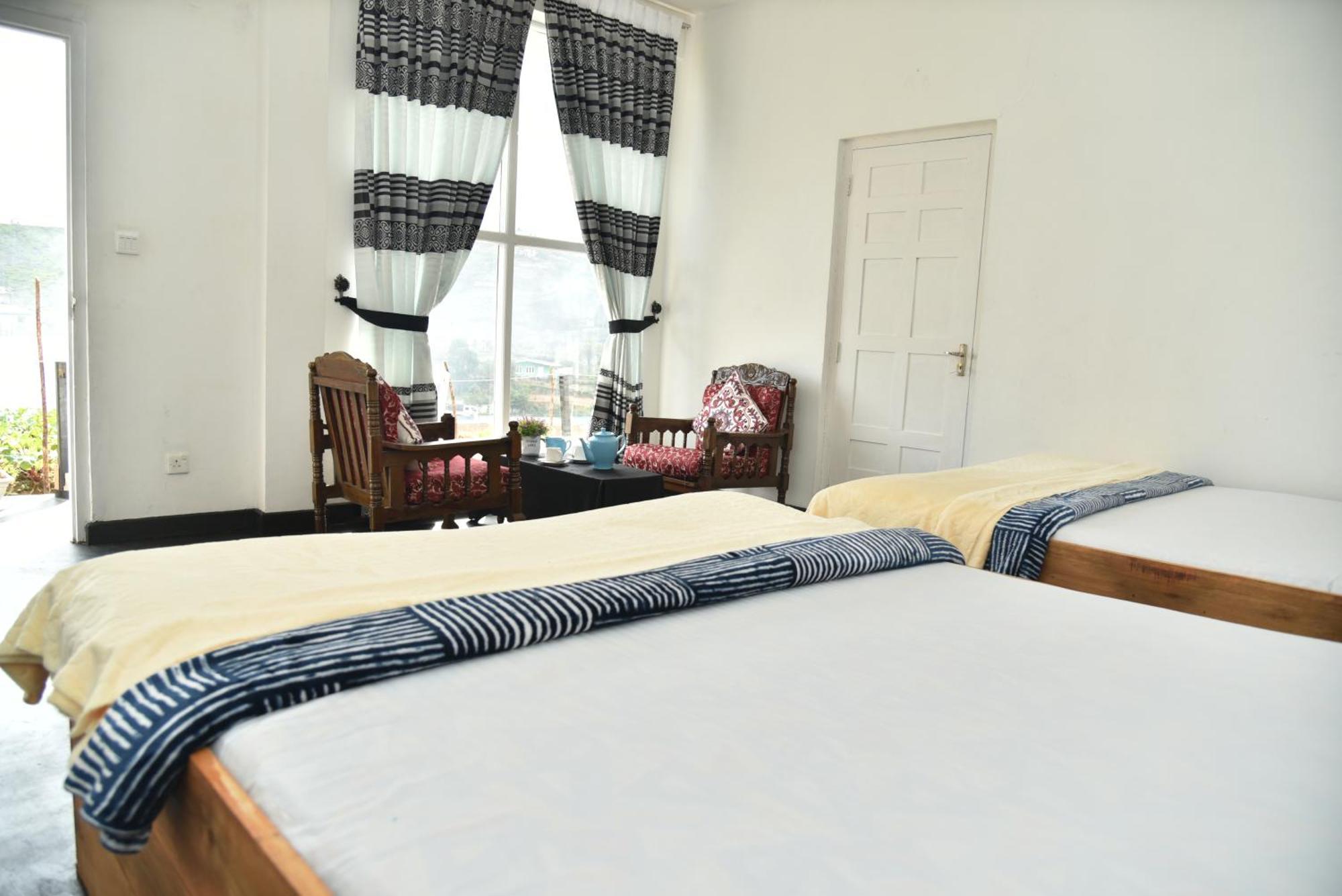 Villa Shiny Cot Full *