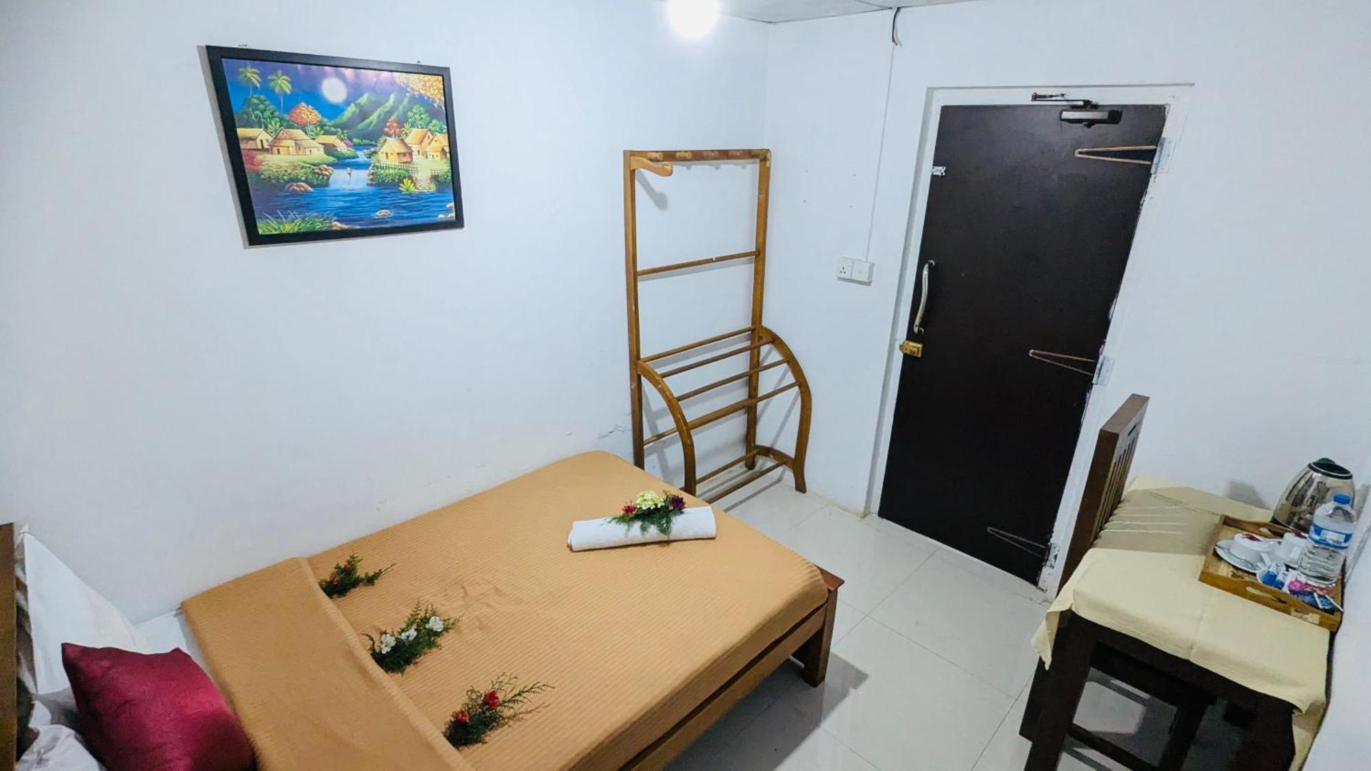 Hillside Guest house *