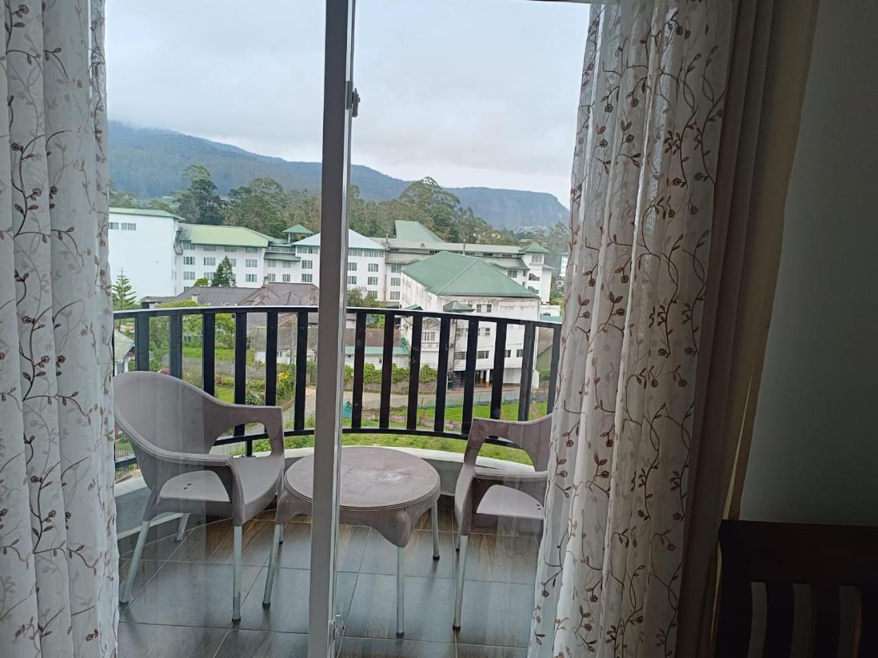 Glen Falls Nuwara Eliya