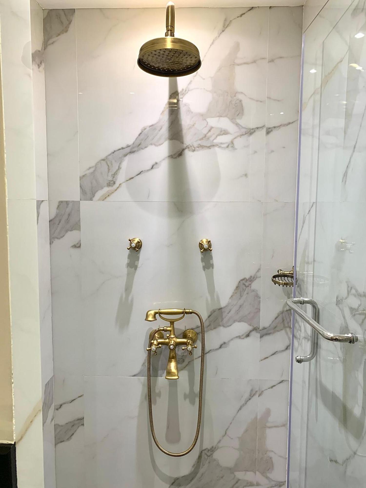 Maple Castle Resort *