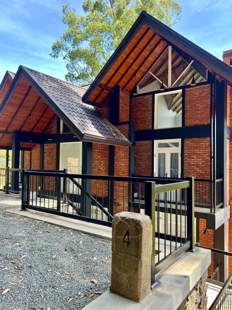 Fourth Milestone Guest house Nuwara Eliya