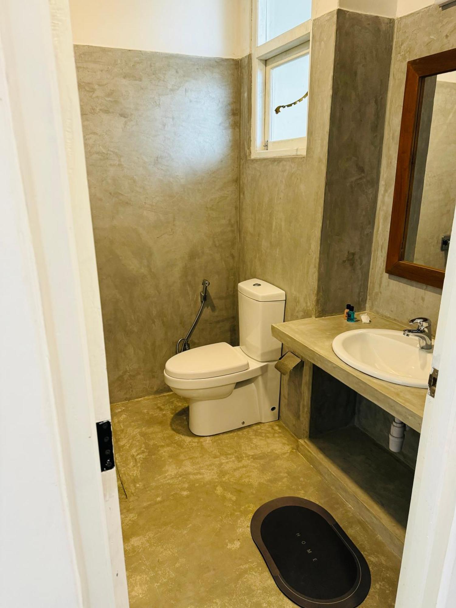 Hotel Lilys Nuwaraeliya 3*