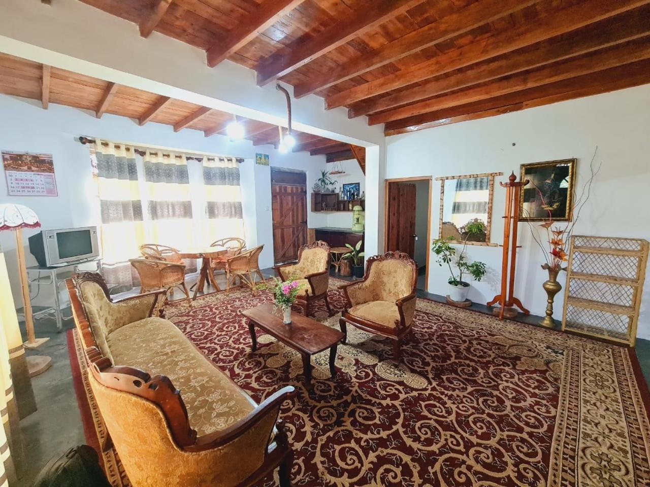 Sasru * Nuwara Eliya