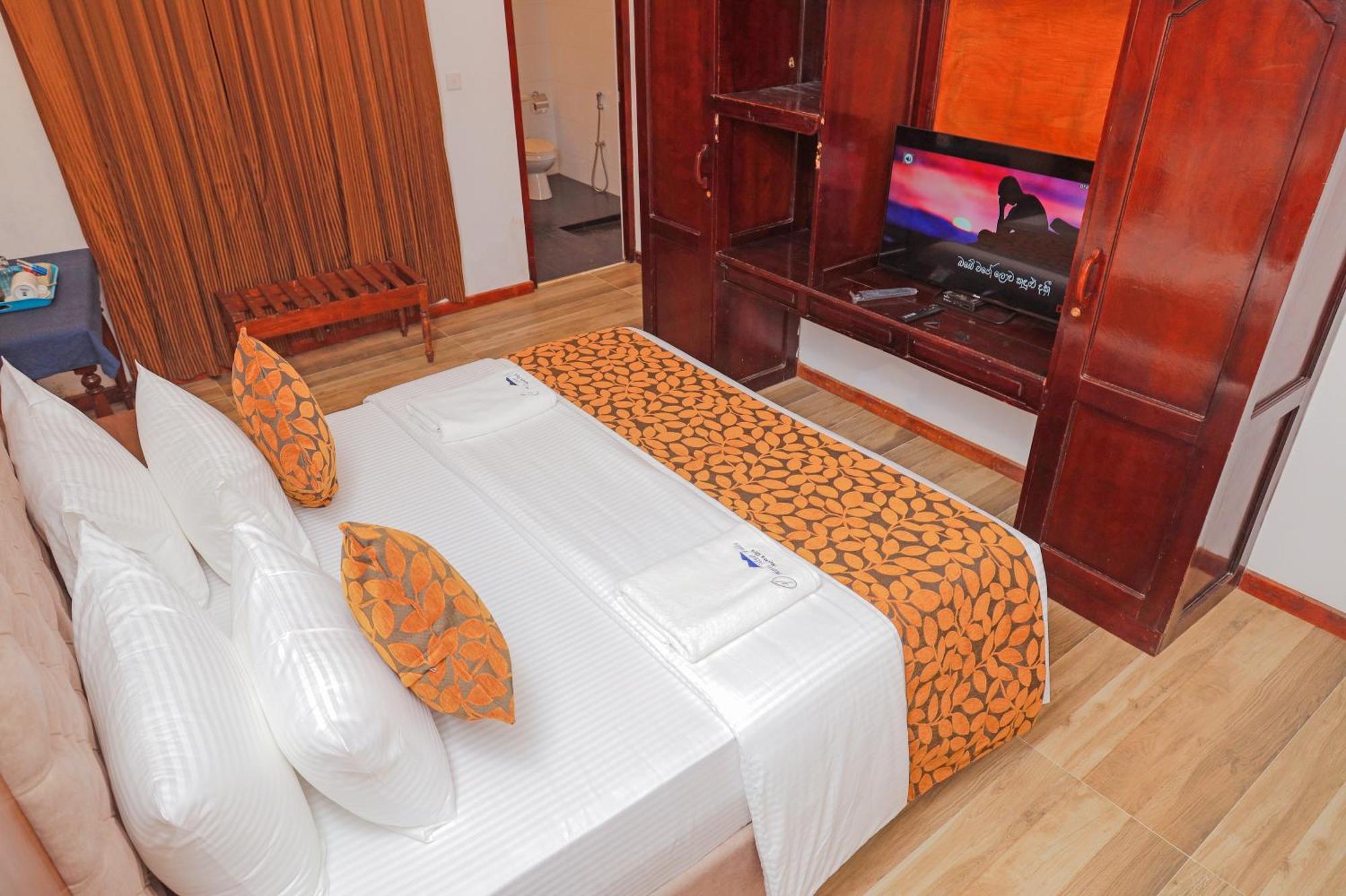 Silver Falls Hotel Nuwara Eliya