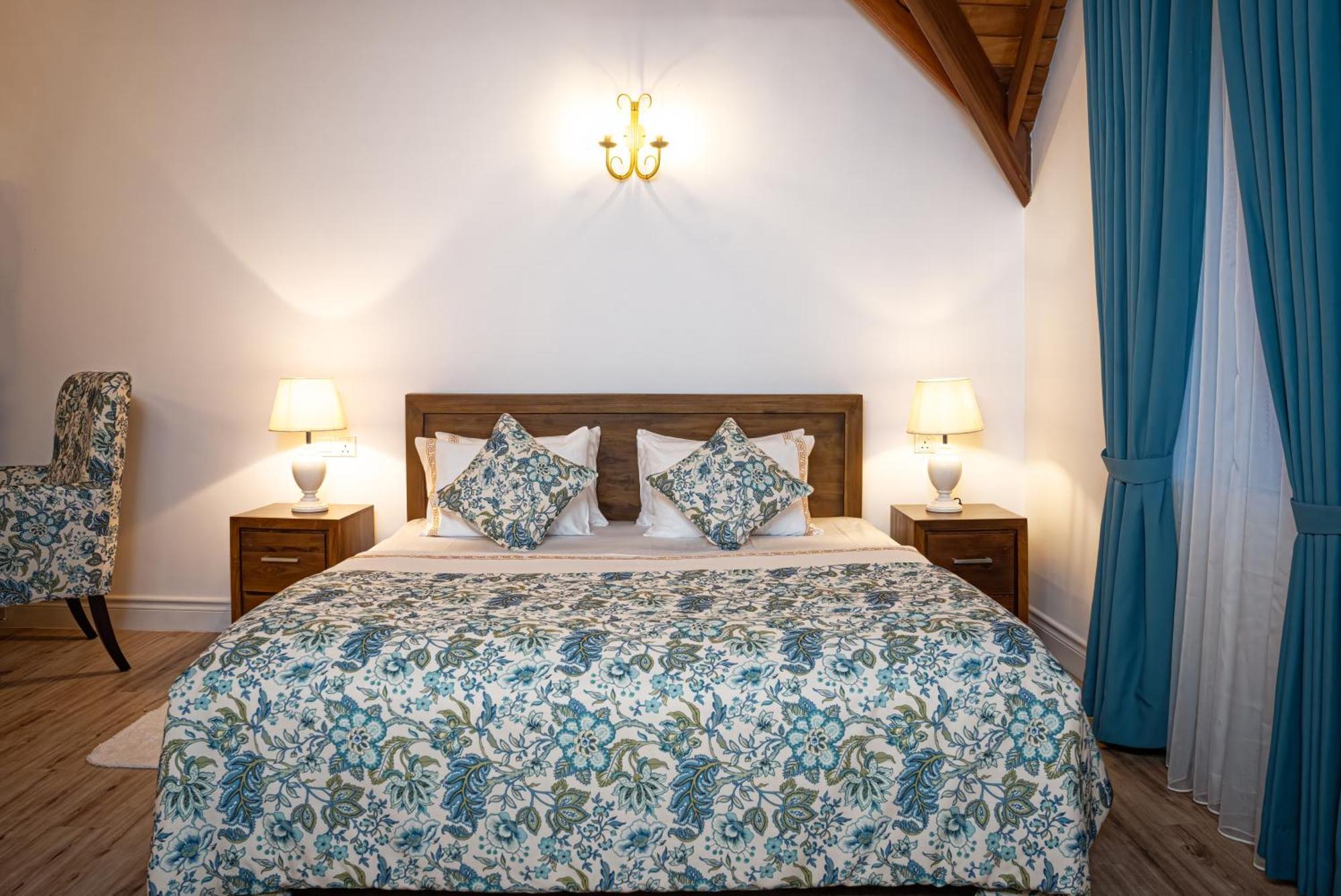 Winchester Little England Hotel 5*