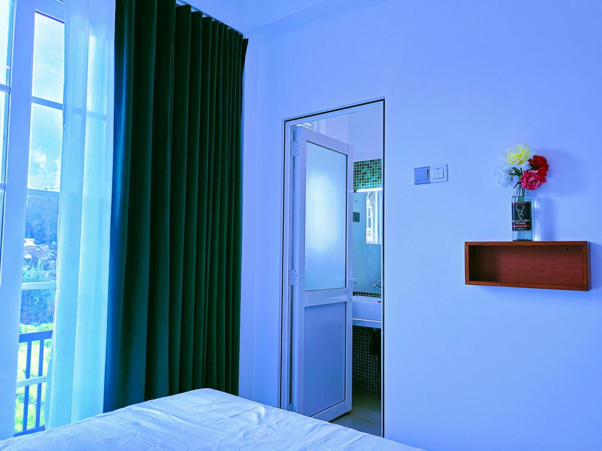 Hotel Golden Mist *