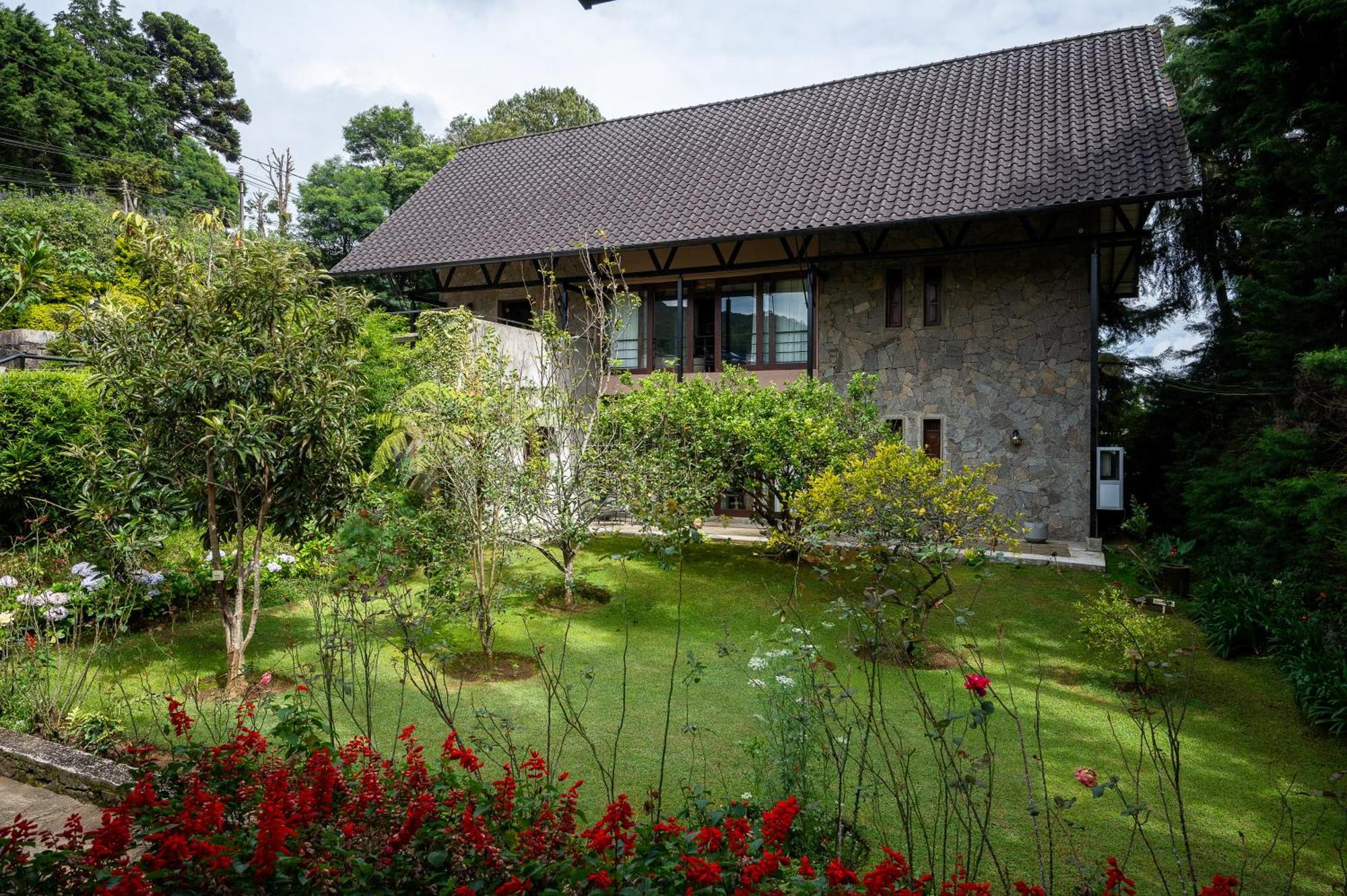Tathya Hills Nuwaraeliya Bed & Breakfast Nuwara Eliya