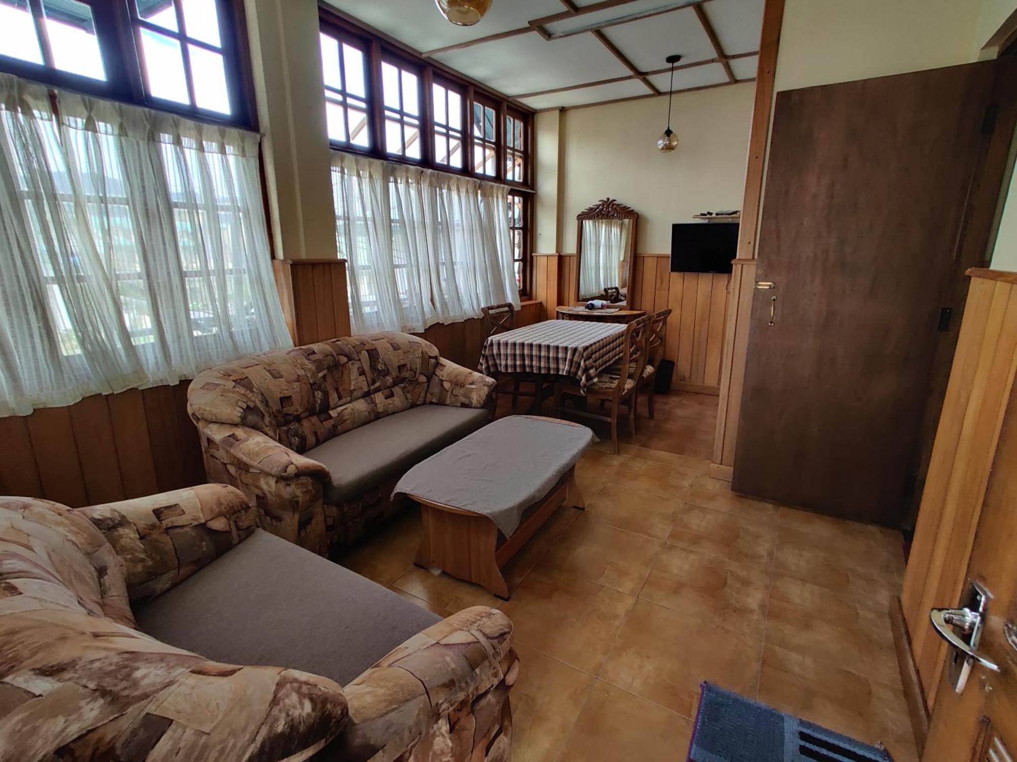 Carnation Rest 4* Nuwara Eliya