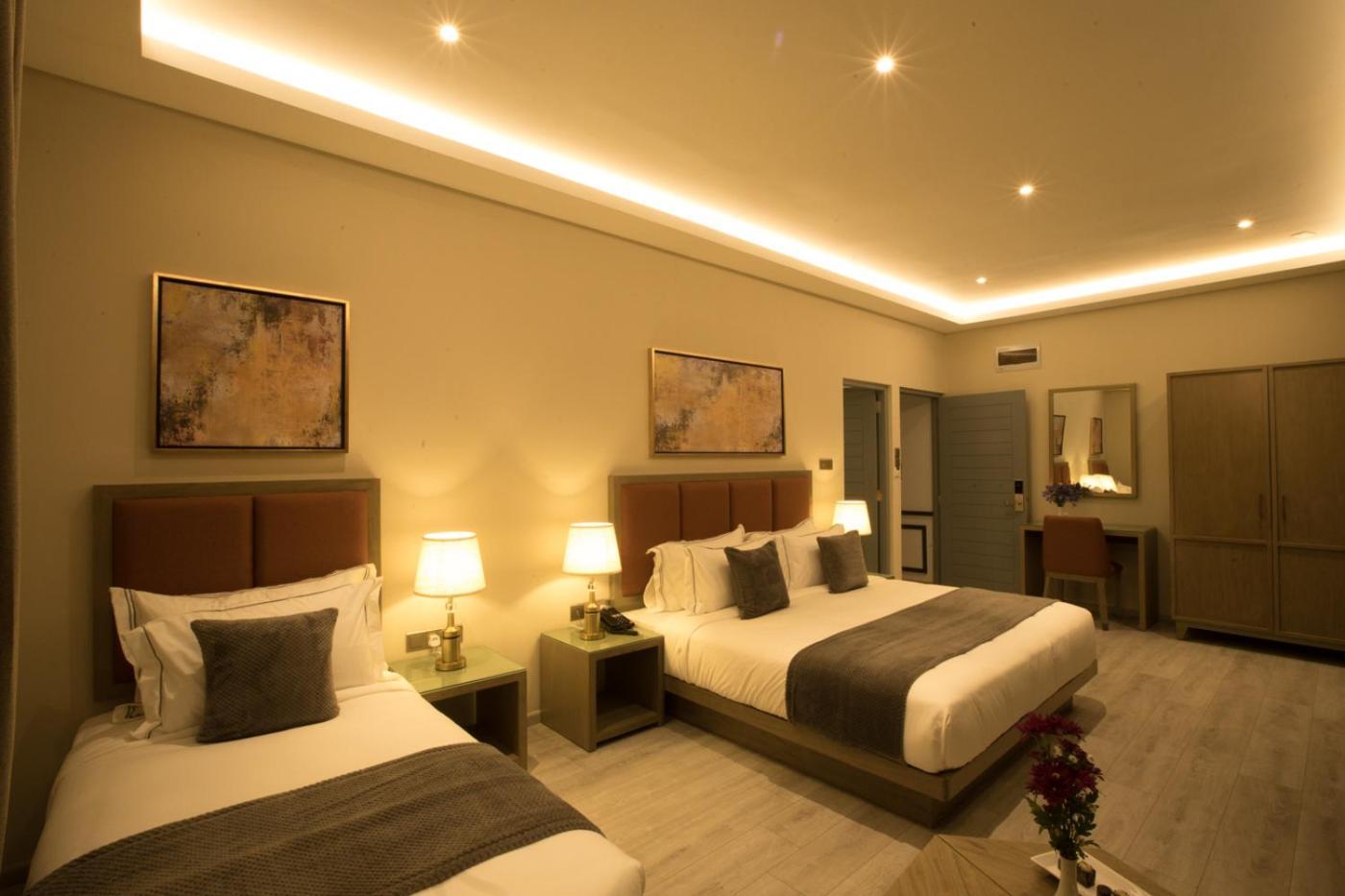 Hotel Yara