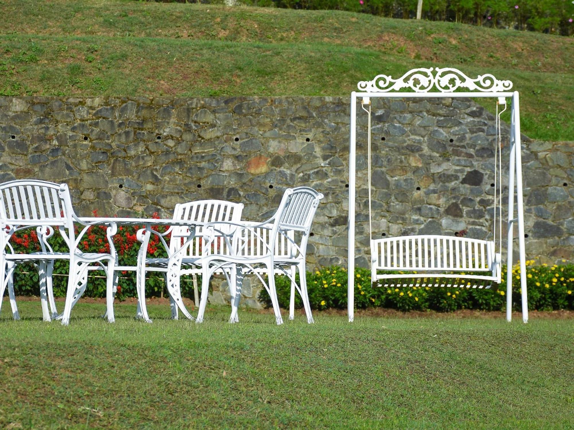 Little England By Joes 5*