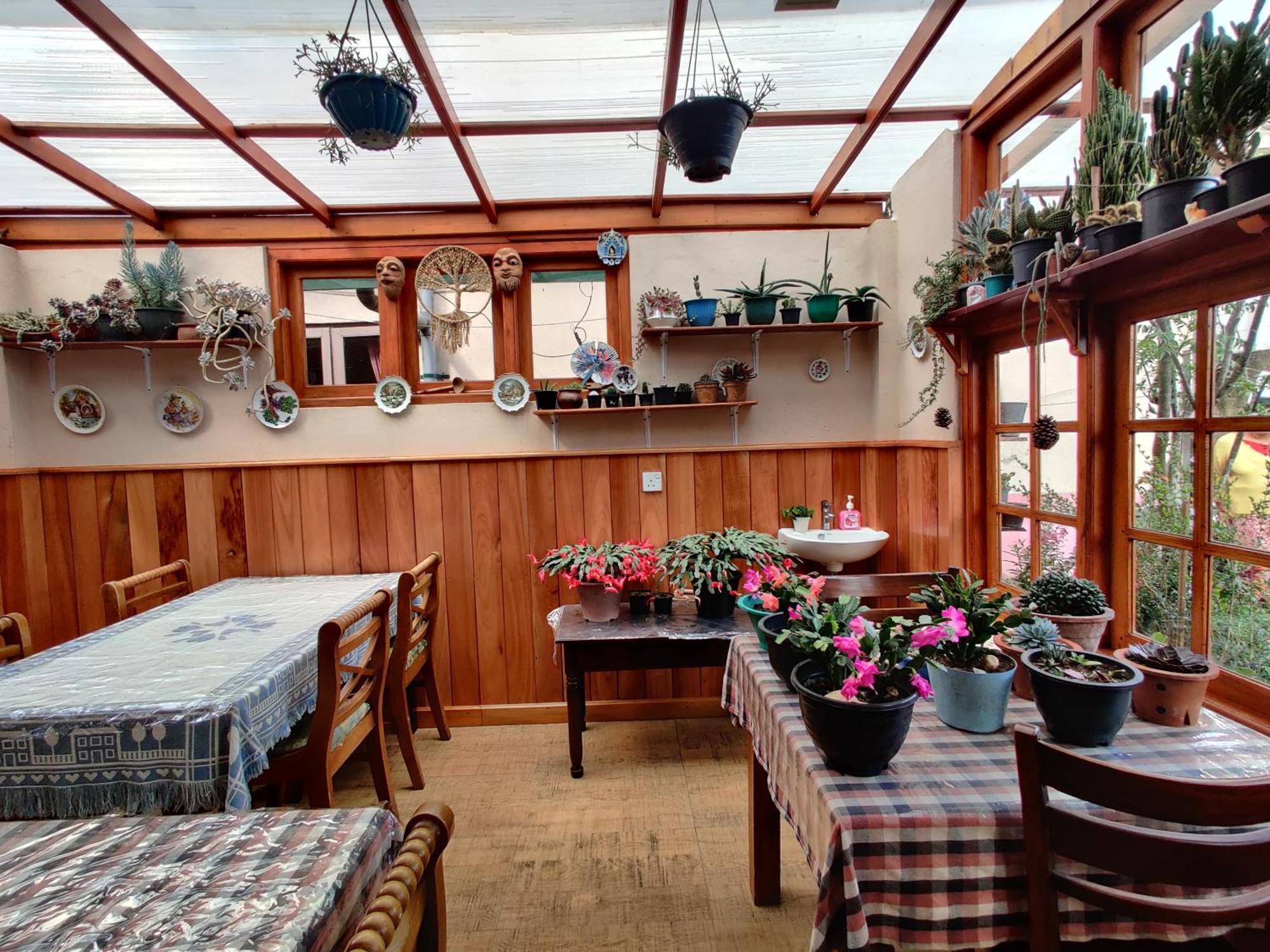 Carnation Rest Nuwara Eliya