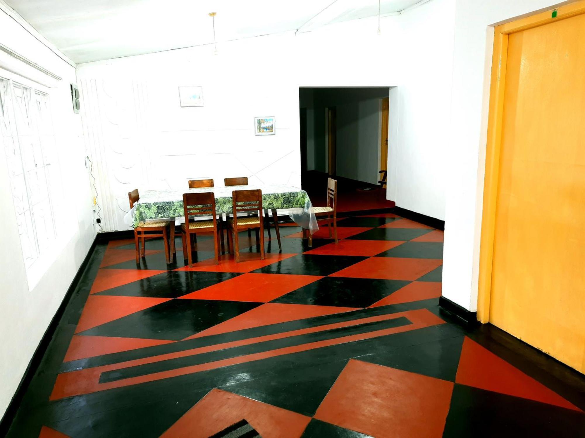- Hostel Nuwara Eliya