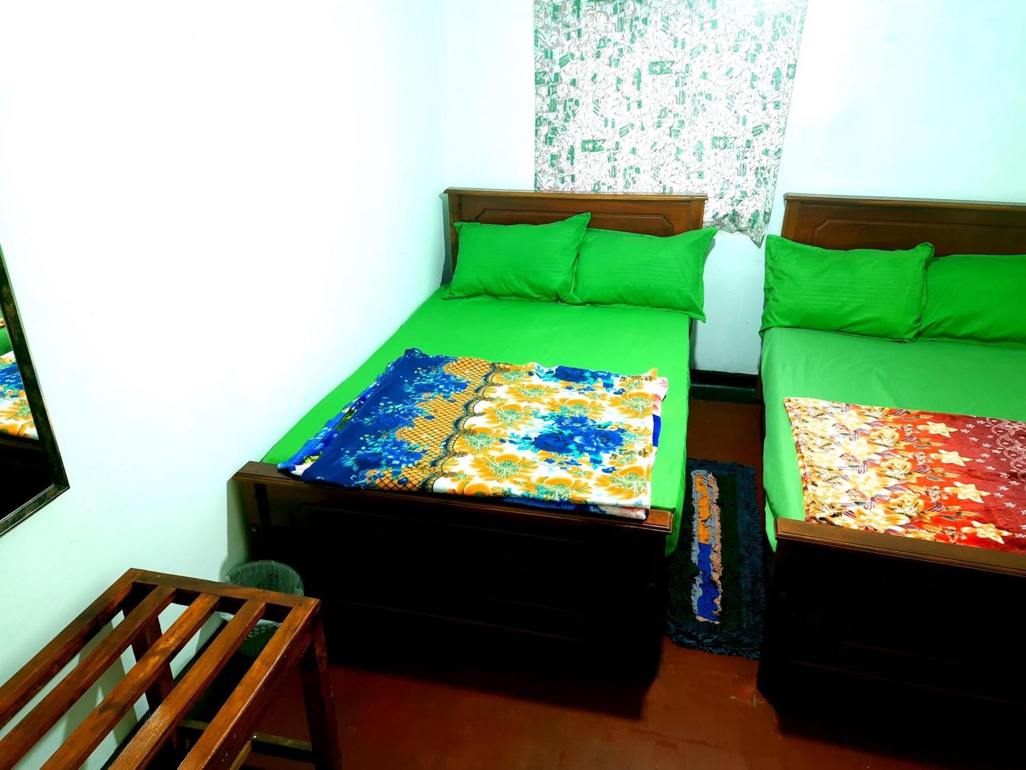 - Hostel Nuwara Eliya