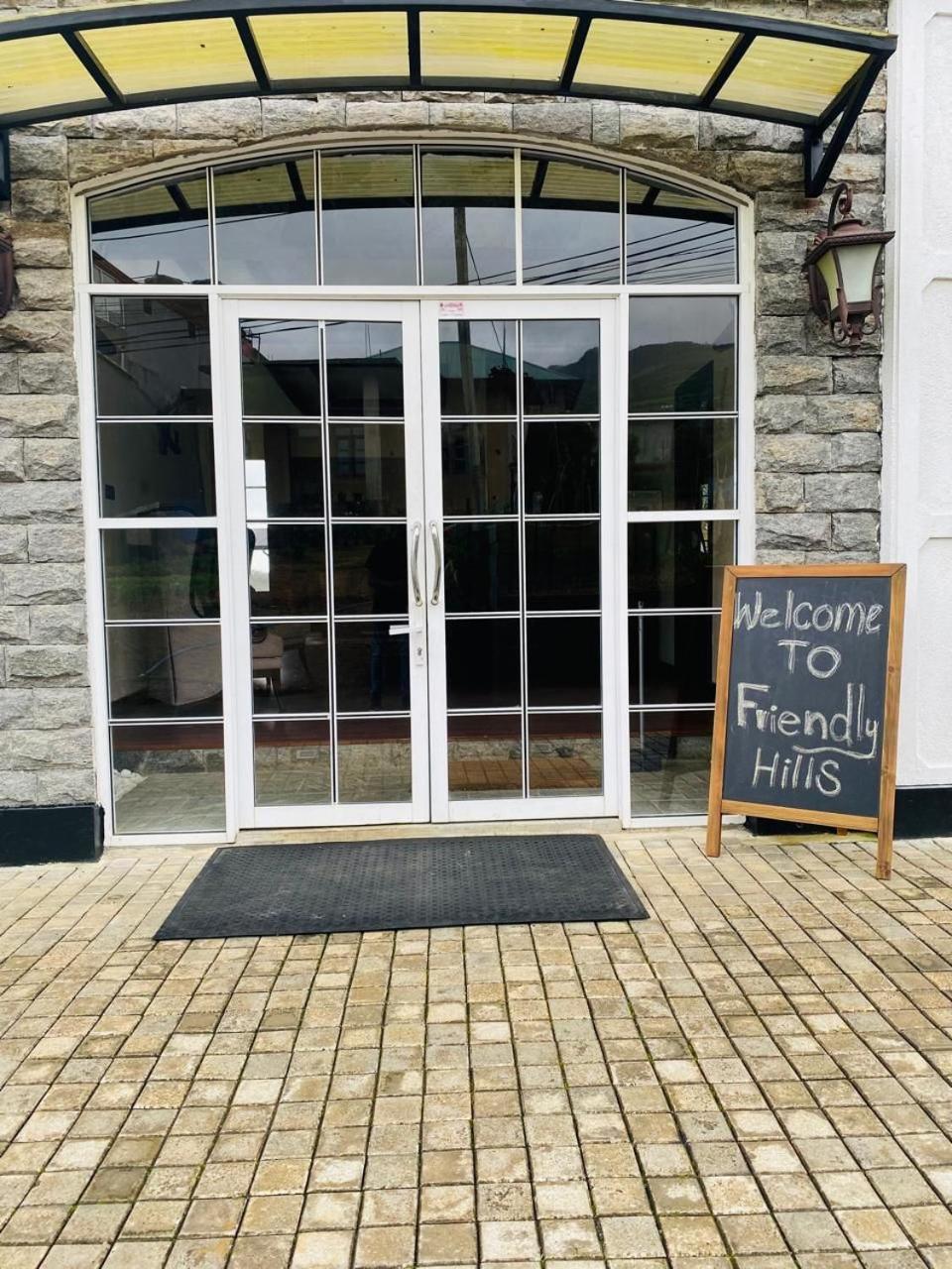 Hotel Friendly Hills