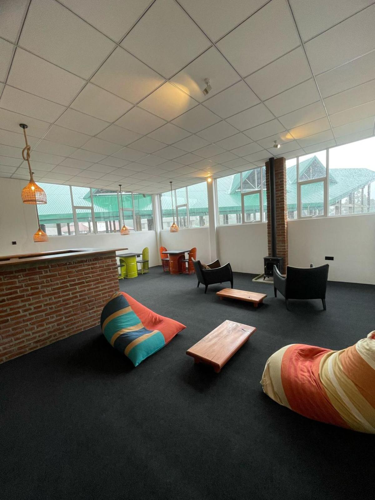 Journey Junction * Nuwara Eliya