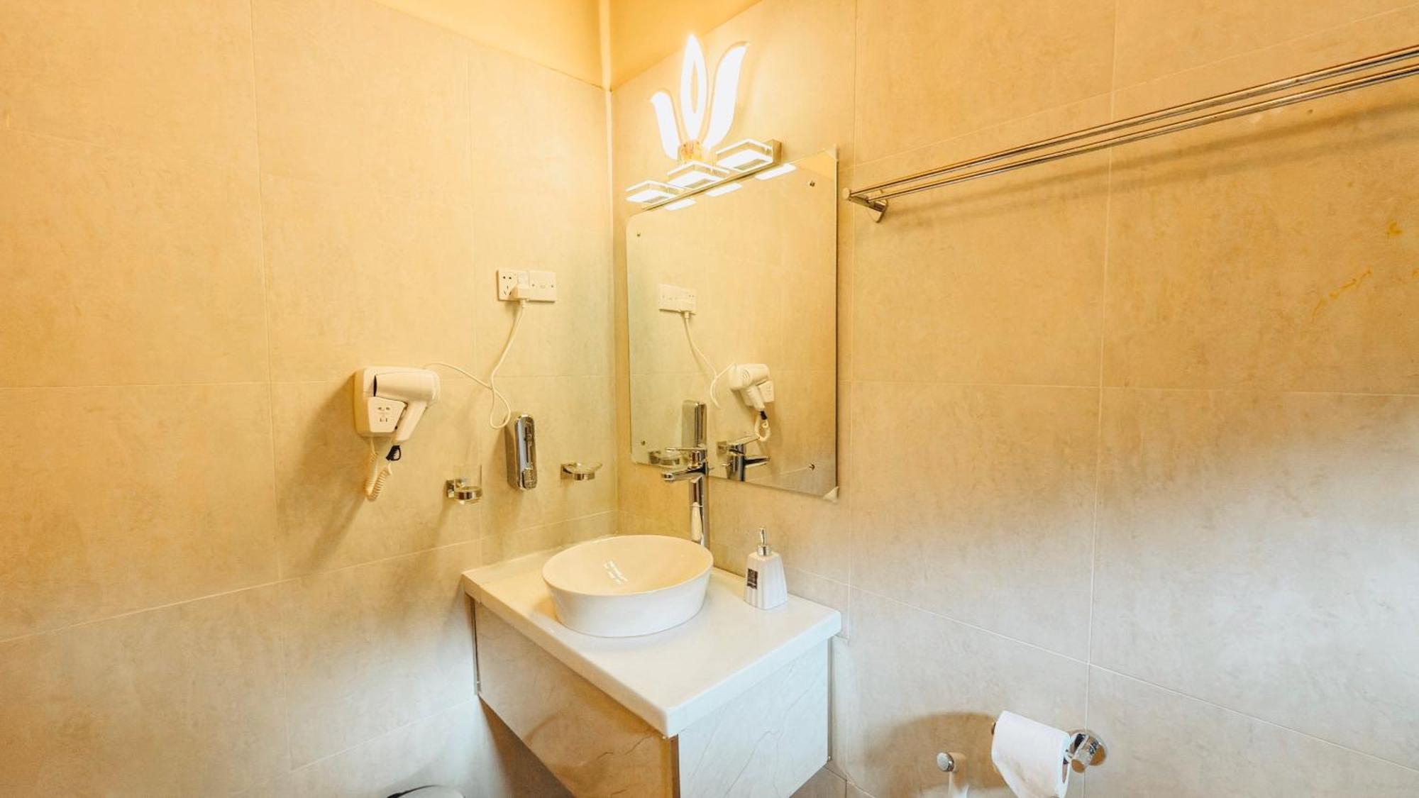 Alben Castle Glenfall Hotel 5*