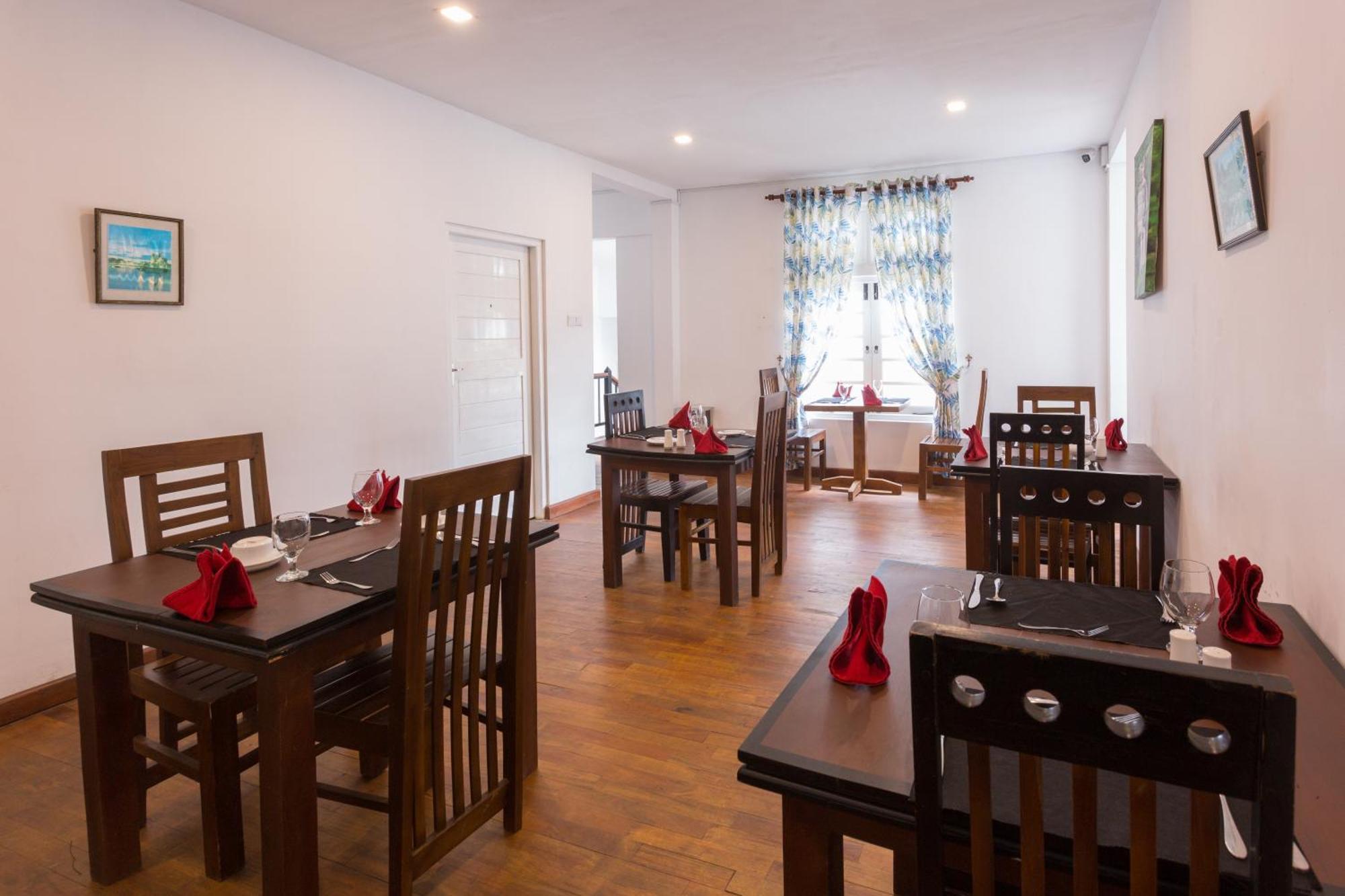 Lilys Nuwaraeliya 3*