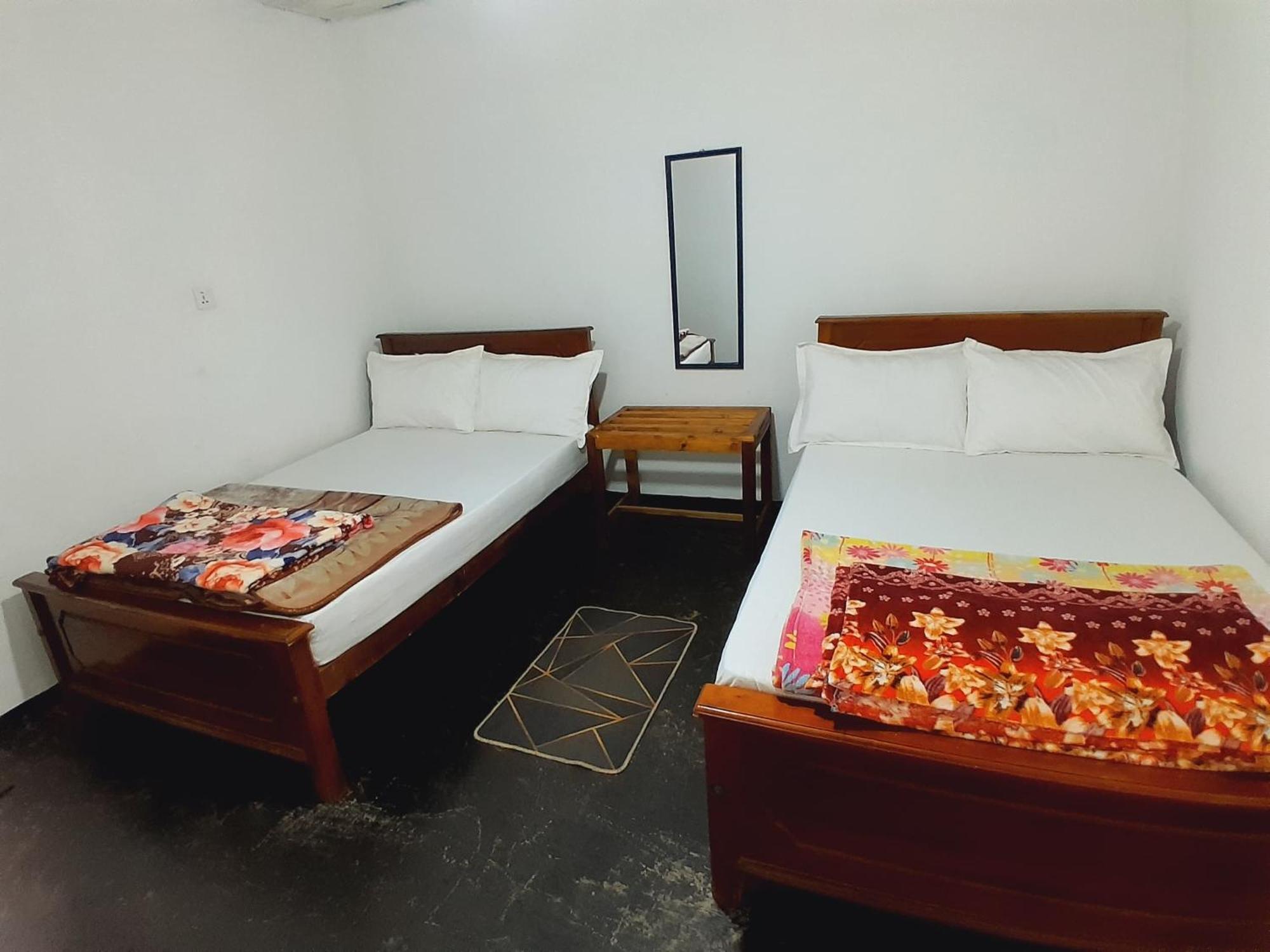 - Hostel Nuwara Eliya