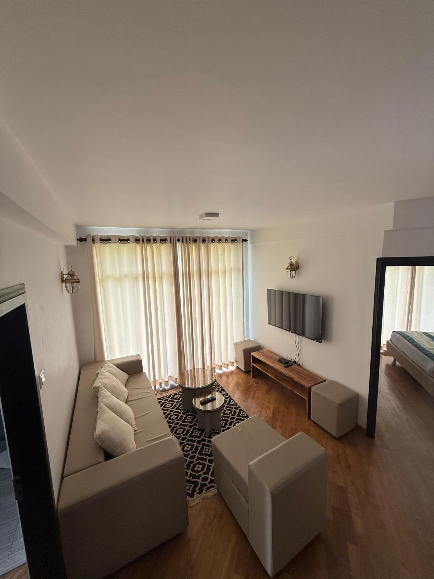 Apartment Nomentano Blue -luxury Apartments-