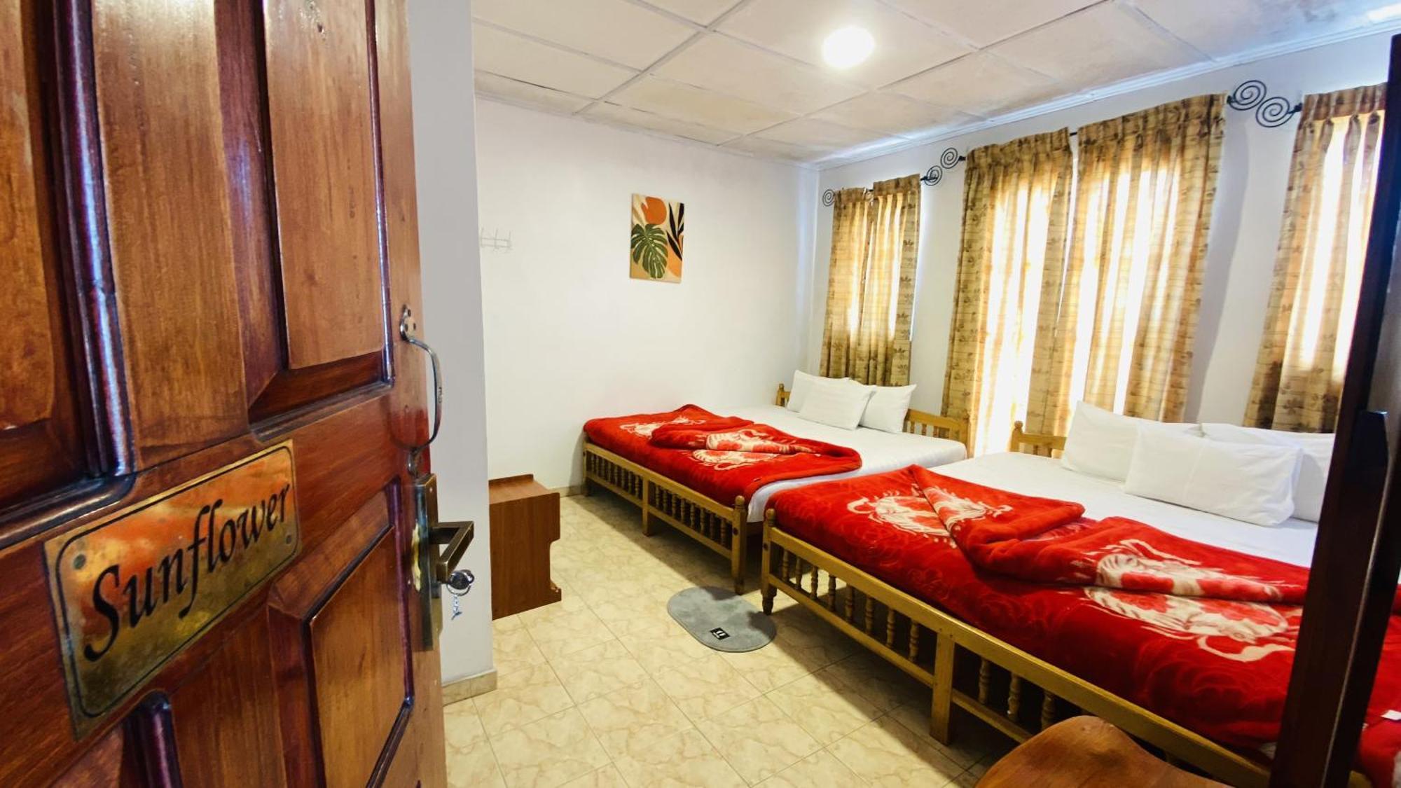 Hotel Red Rose Bangalow
